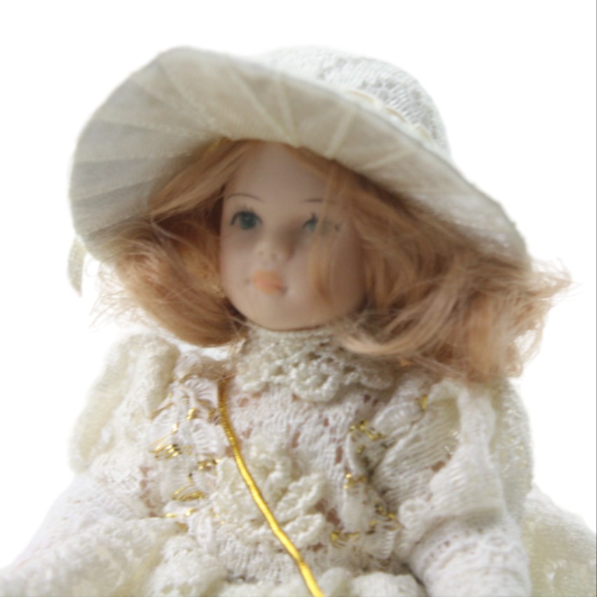 Poupée Carine - Bon état - Photo 3