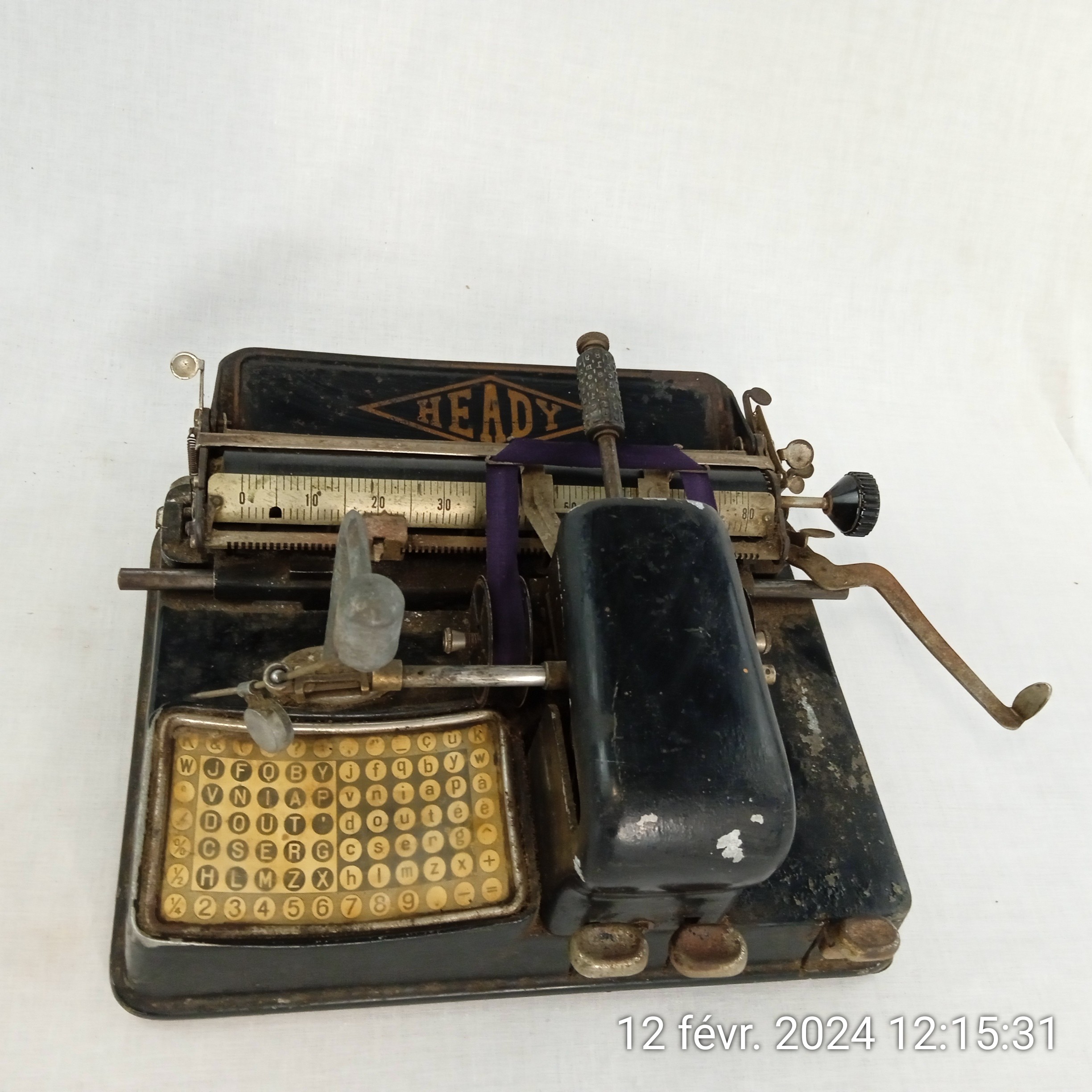 Très Rare Machine à écrire à index Heady TYPEWRITER 1934 État correct -  reconditionné disponible sur Label Emmaüs
