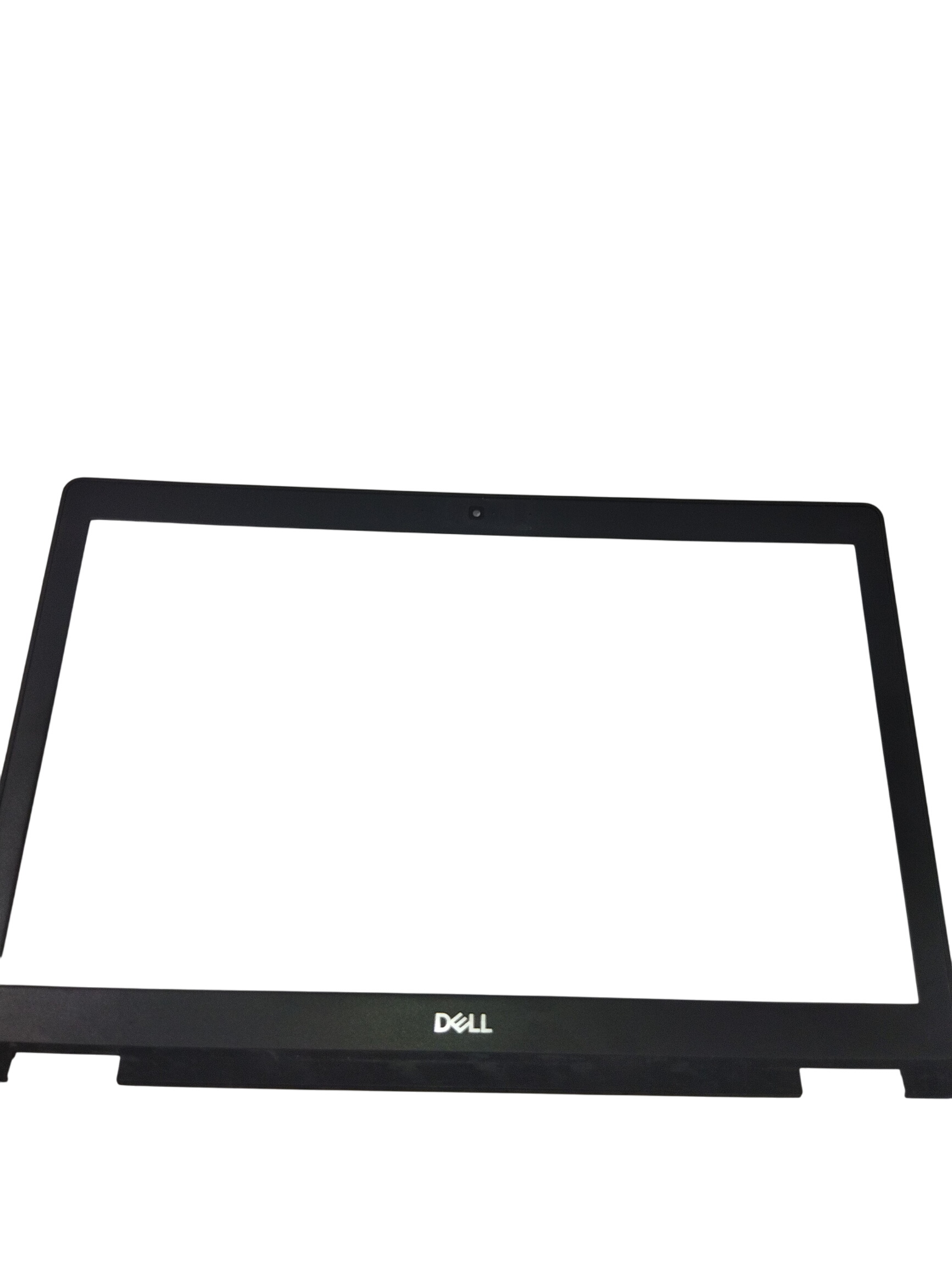Bezel DELL Latitude 5580/5590 bon état Bon état -  reconditionné disponible sur Label Emmaüs