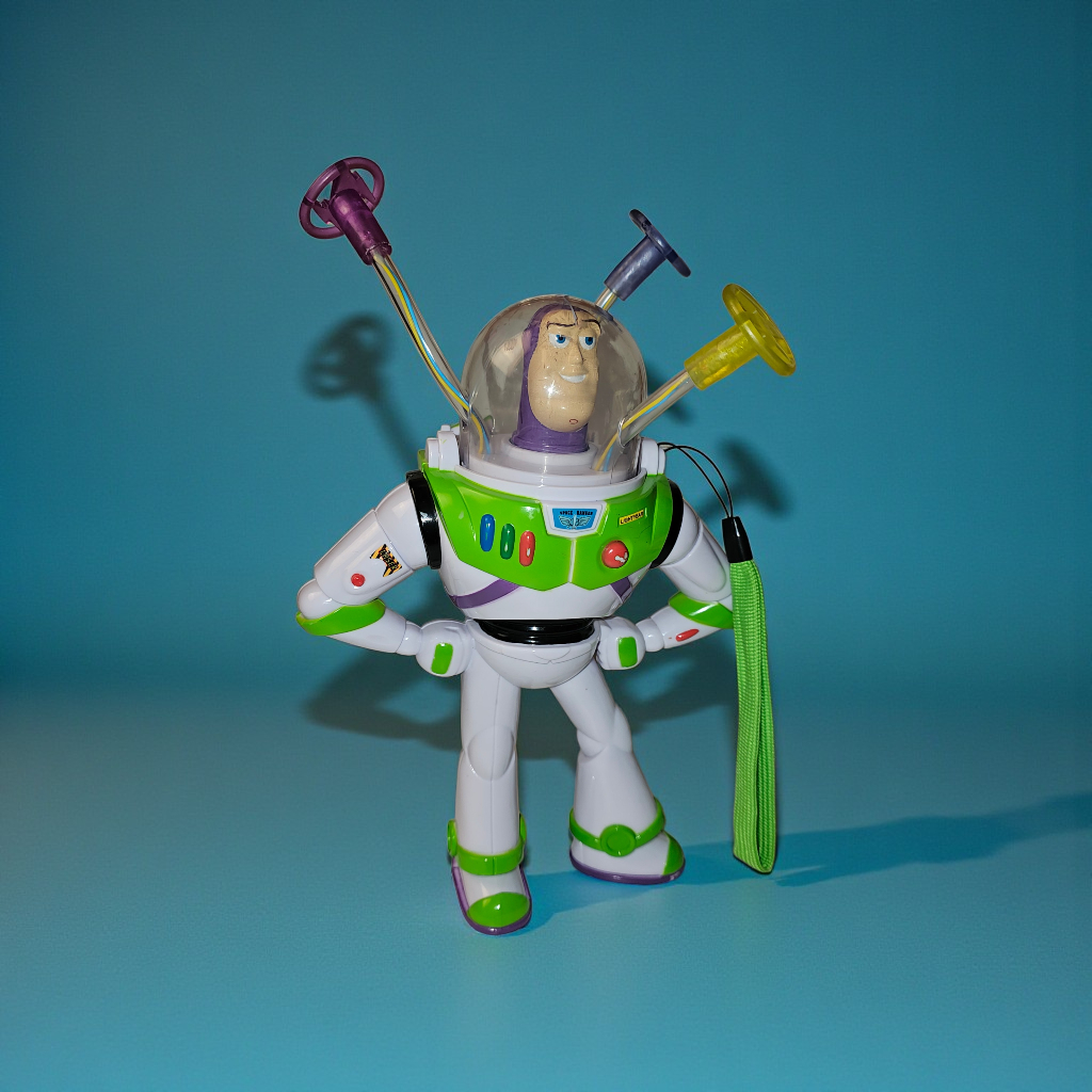 Figurine Buzz l'Éclair Toy​ Story. Très bon état -  reconditionné disponible sur Label Emmaüs