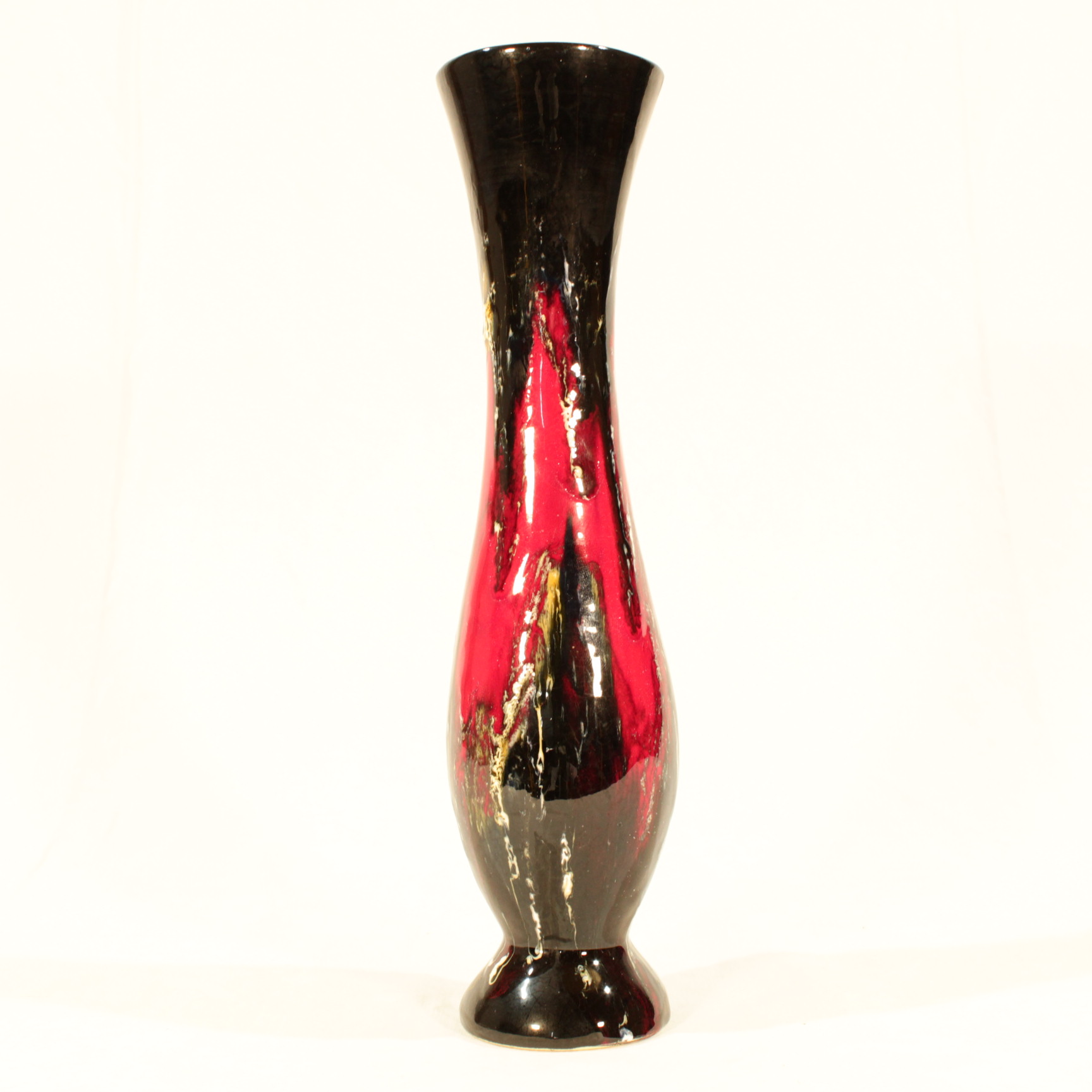 Vase en porcelaine État correct -  reconditionné disponible sur Label Emmaüs