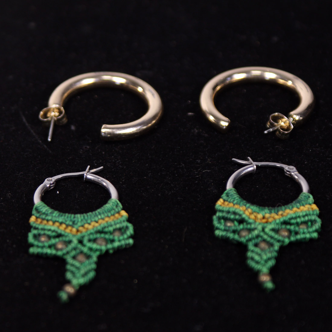 Boucles d'oreilles 4 paires Bon état - Vue 2 - 