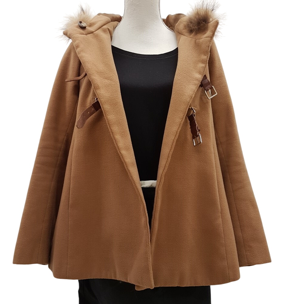 Acheter Manteau marron avec capuche en fausse fourrure - IT HIPPIE - Taille S - 39,00 € Manteau marron avec capuche en fausse fourrure - IT HIPPIE - Taille S - reconditionné disponible sur Label Emmaüs
