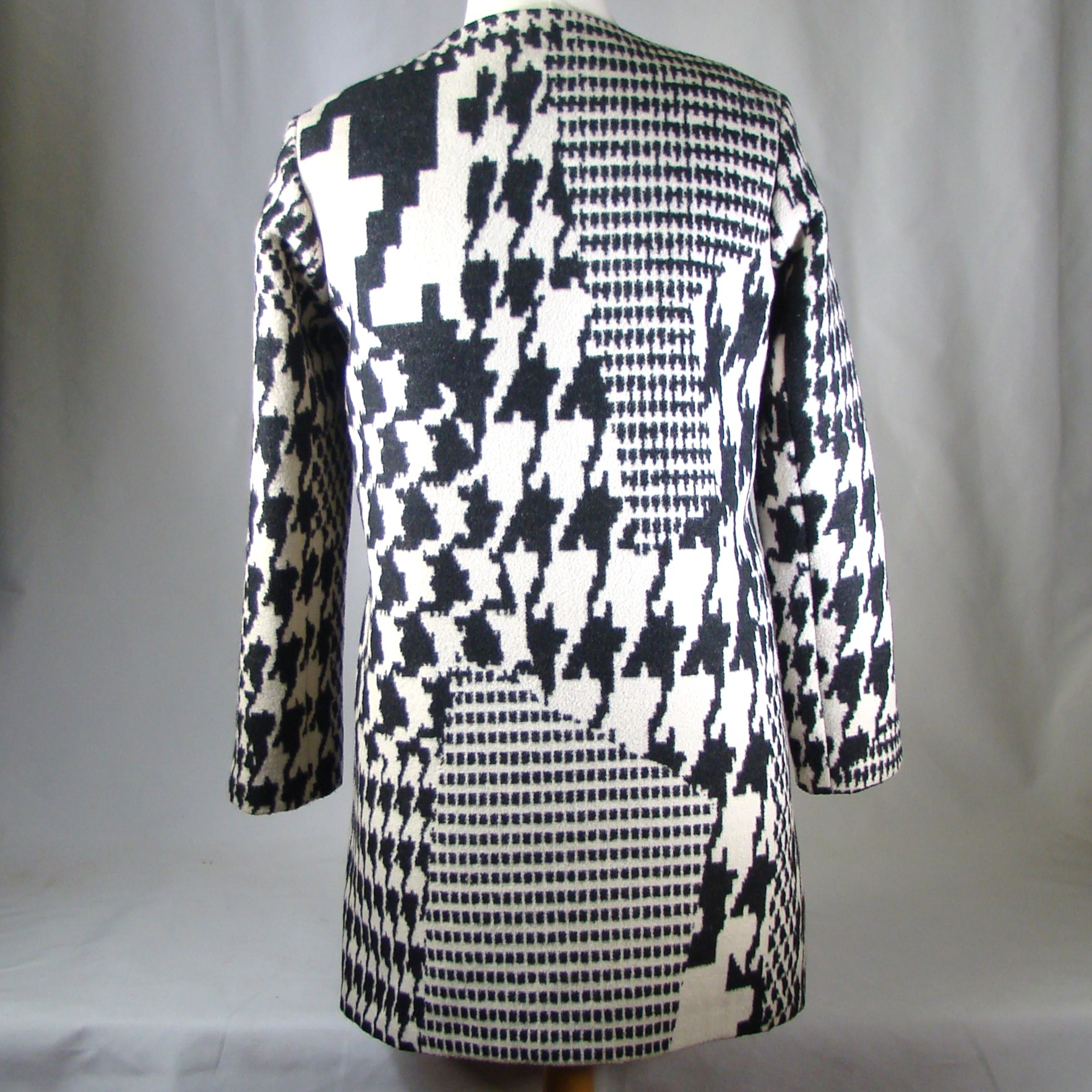 Veste Rinascimento "chic couture" Bon état - Vue 4 - 