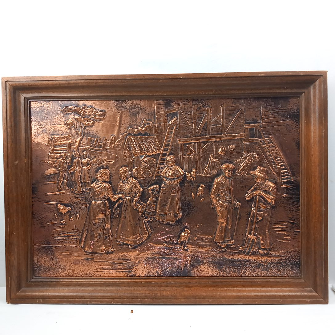 Tableau Cuivre en Relief Scène Paysanne Bon état -  reconditionné disponible sur Label Emmaüs