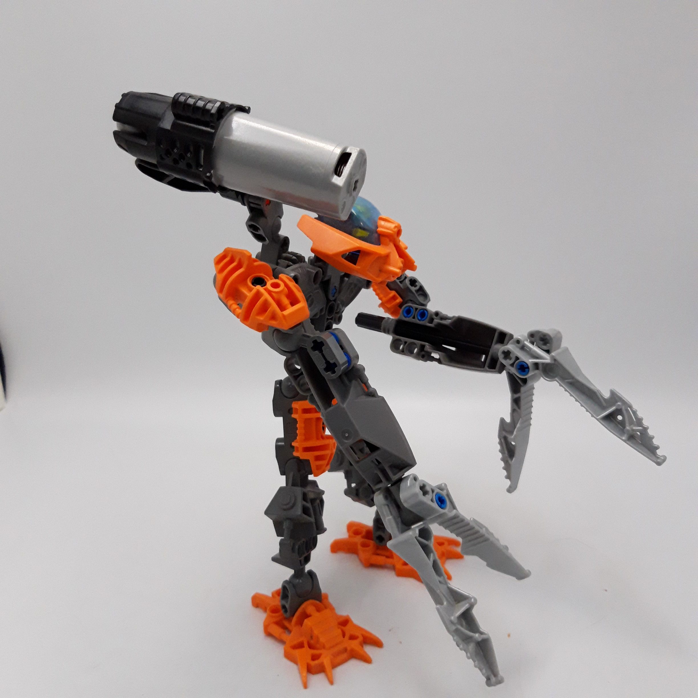 Voir photo 6 de LEGO Bionicle 8687 "Toa Pohatu", Année : 2008, Complet. LEGO Bionicle 8687 "Toa Pohatu", Année : 2008, Complet. Bon état - Vue 6 -