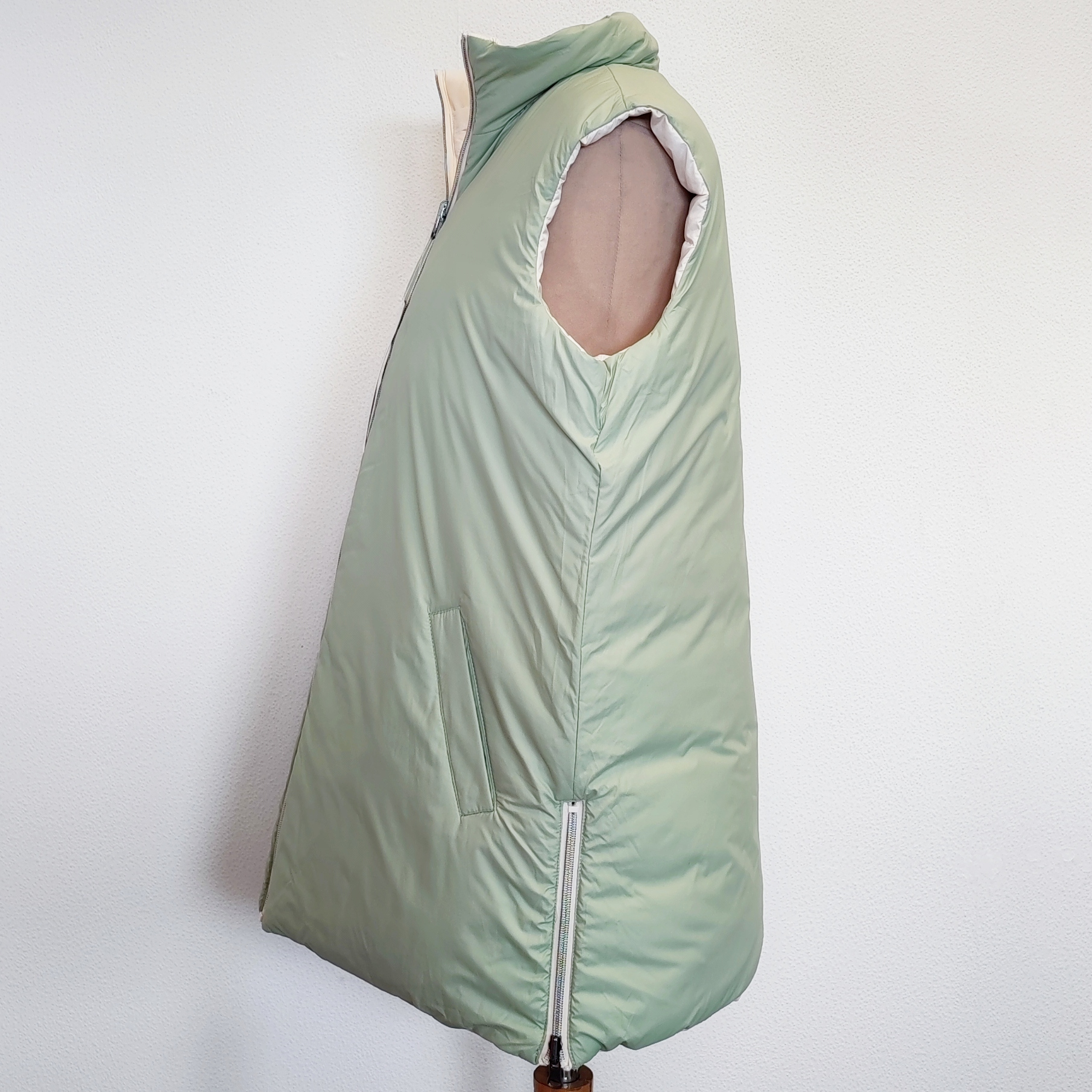 DAMART - Doudoune sans manches - 42/44- Femme  Bon état - Vue 3 - 