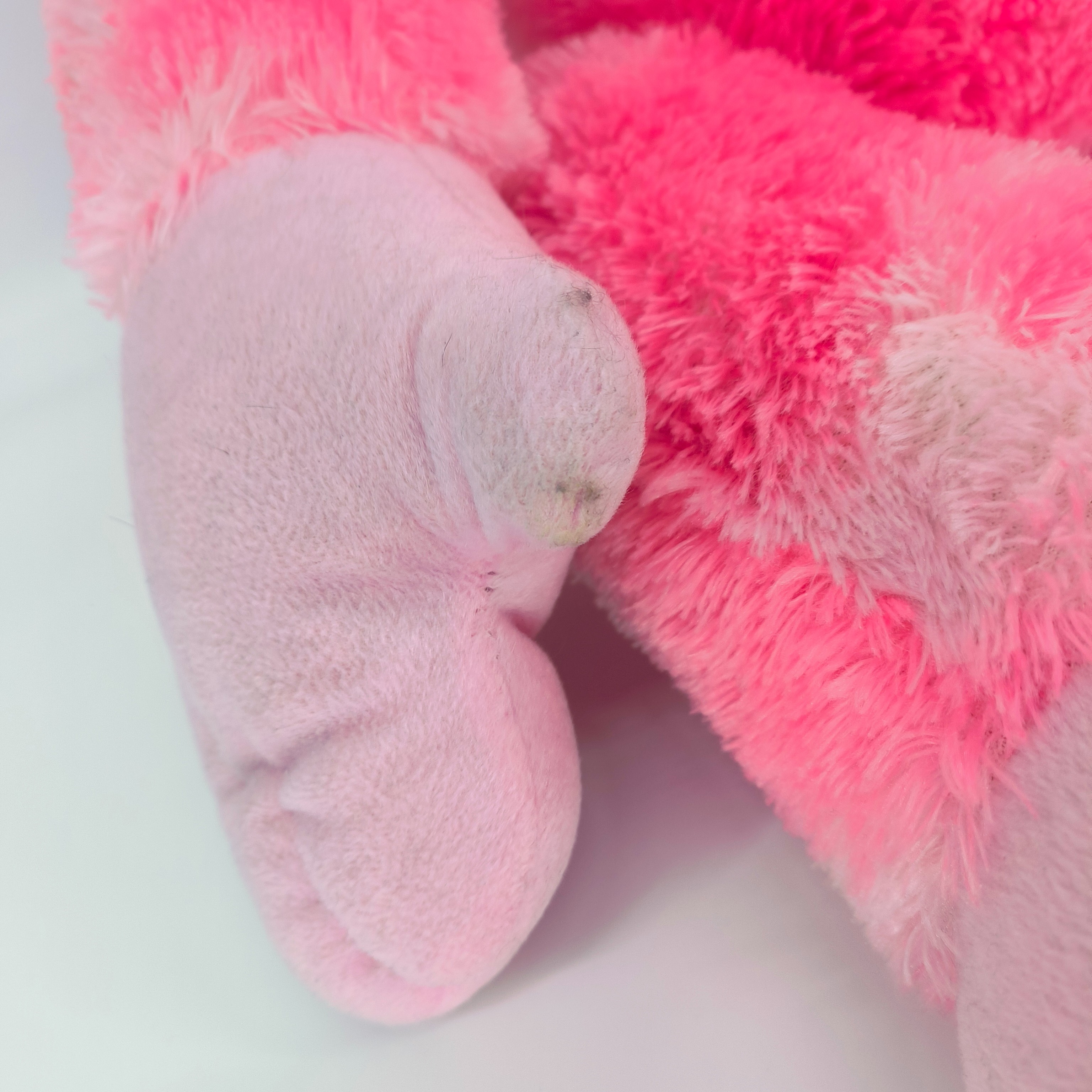 Peluche-singe-rose-Europeluche Très bon état - Vue 5 - 