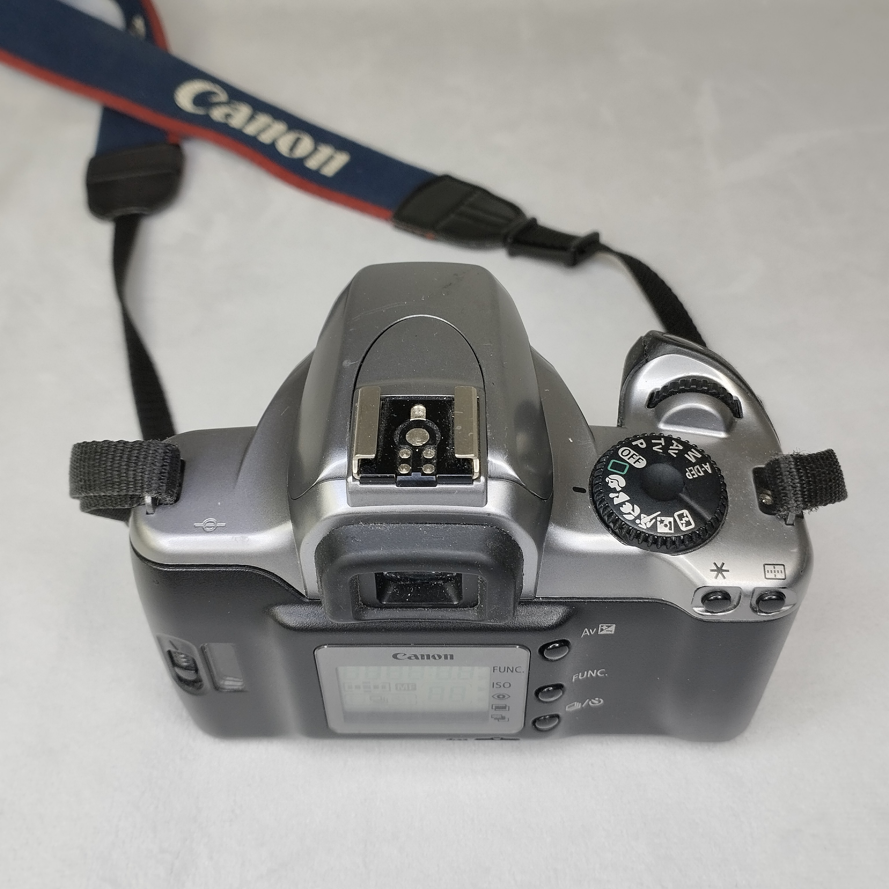 Appareils photo reflex autofocus : CANON EOS 3000V avec 3 objectifs + accessoires - Très bon état - Photo 8