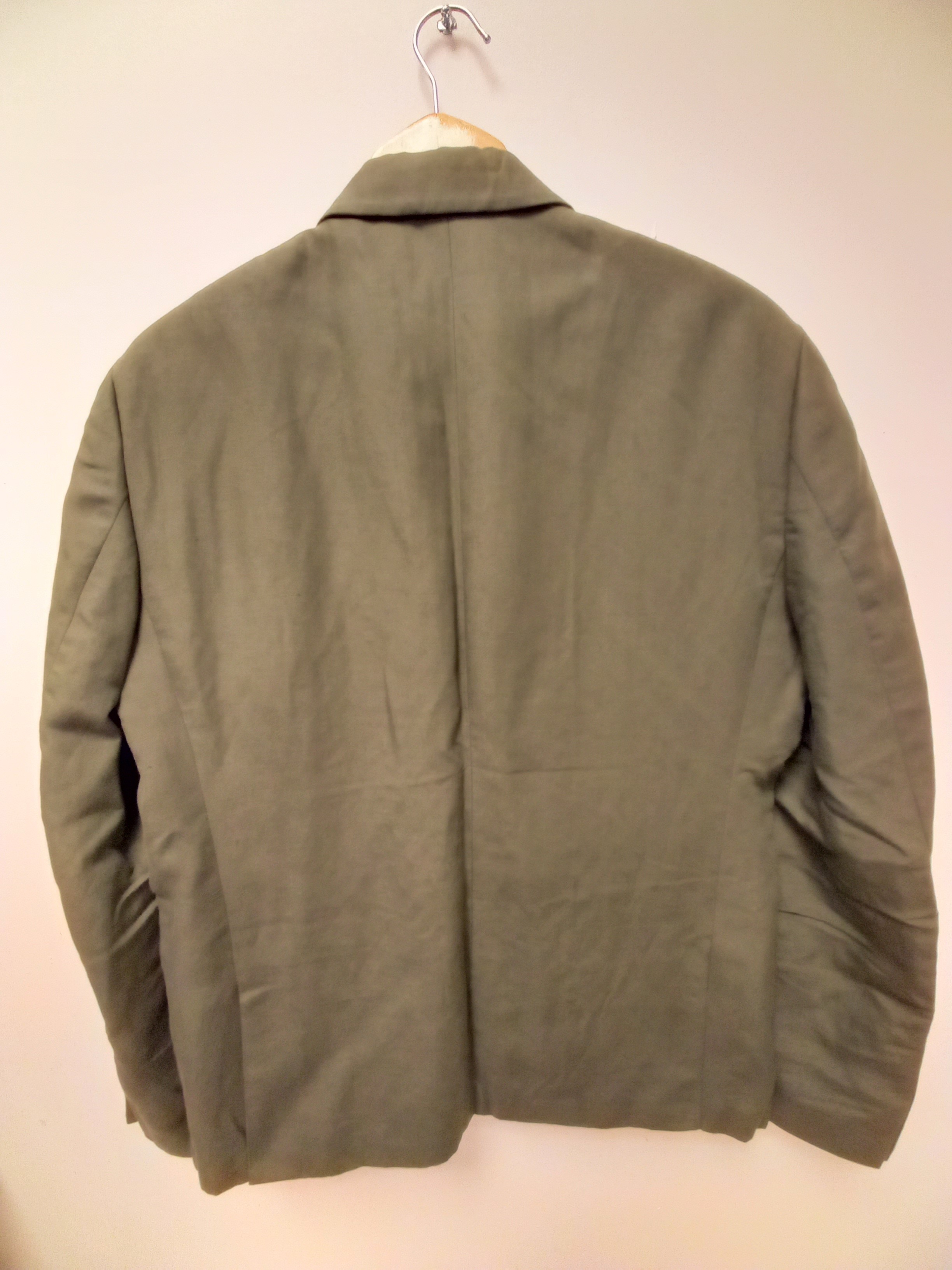 Voir photo 2 de Costume homme "Comptoir LG" Costume homme "Comptoir LG" Comme neuf - Vue 2 -
