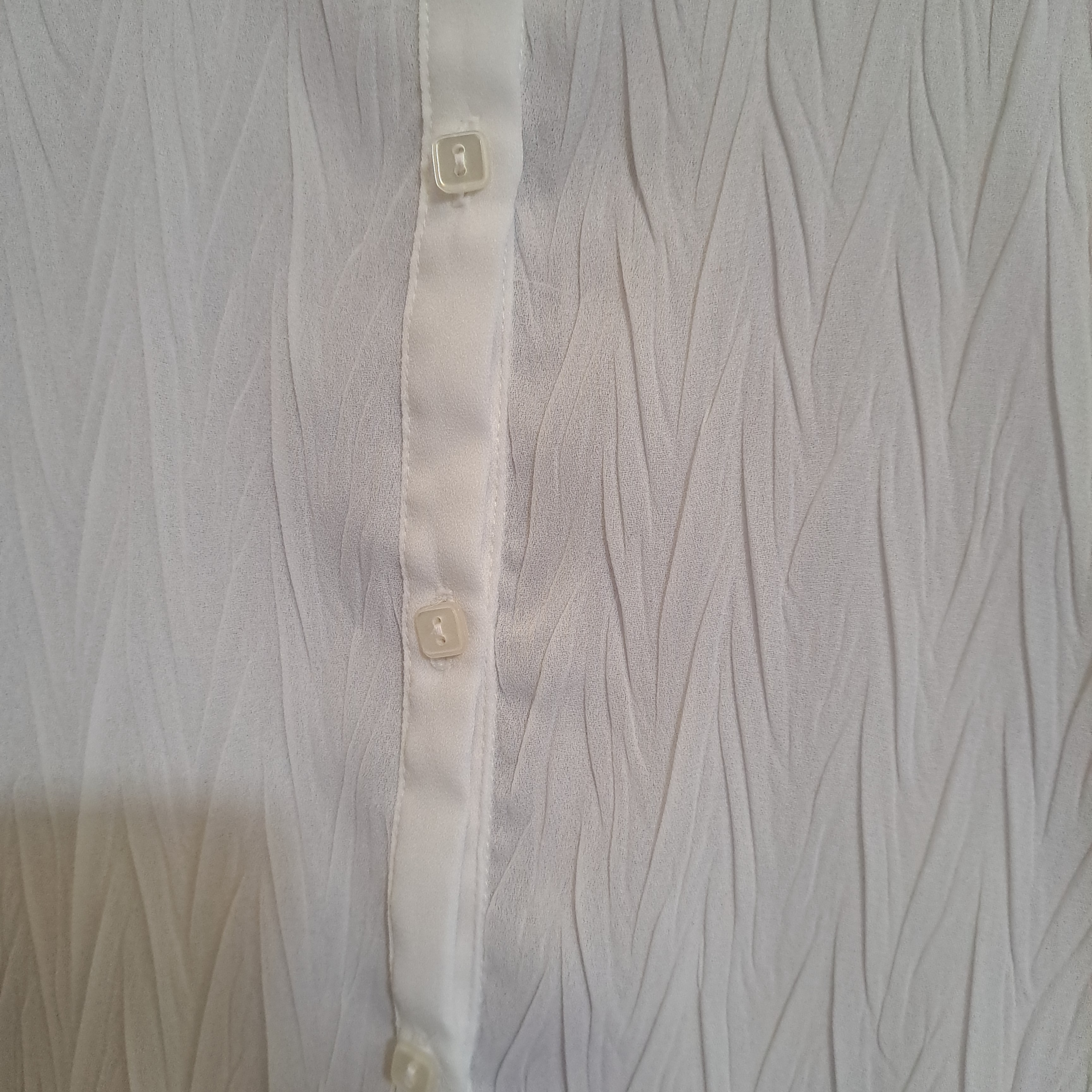 CHEMISIER STYLE PLISSE FROISSE - Taille: 48 - Photo 2