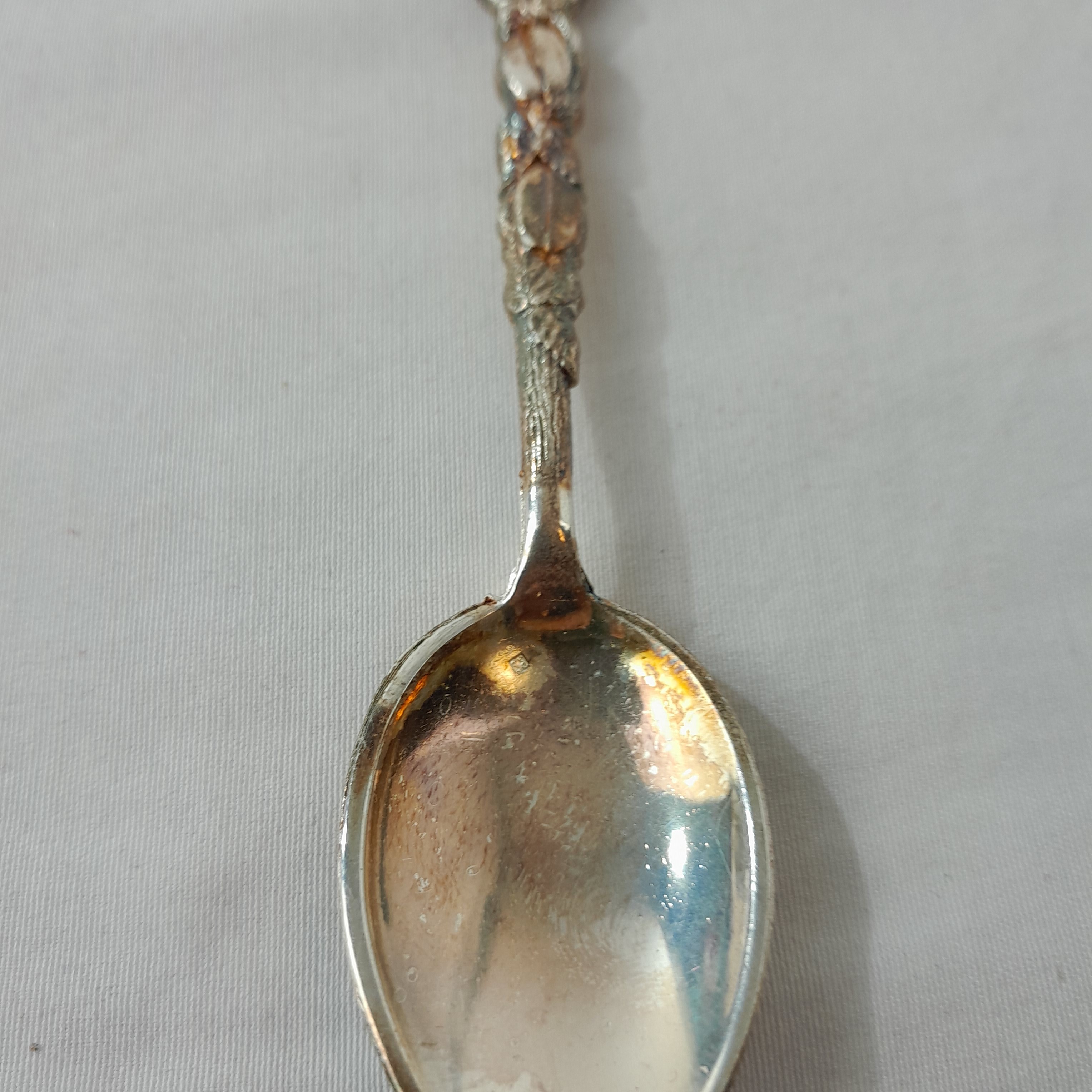 Lot de 5 cuillères en métal argenté et doré - Vintage - Collection