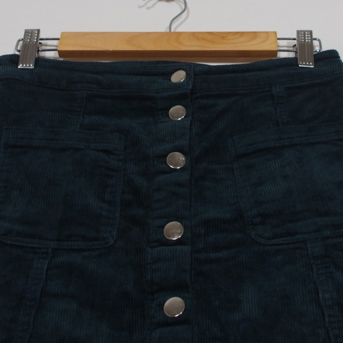 Velours & Élégance – Jupe Courte Vert Bouteille H&M T36 - Photo 1