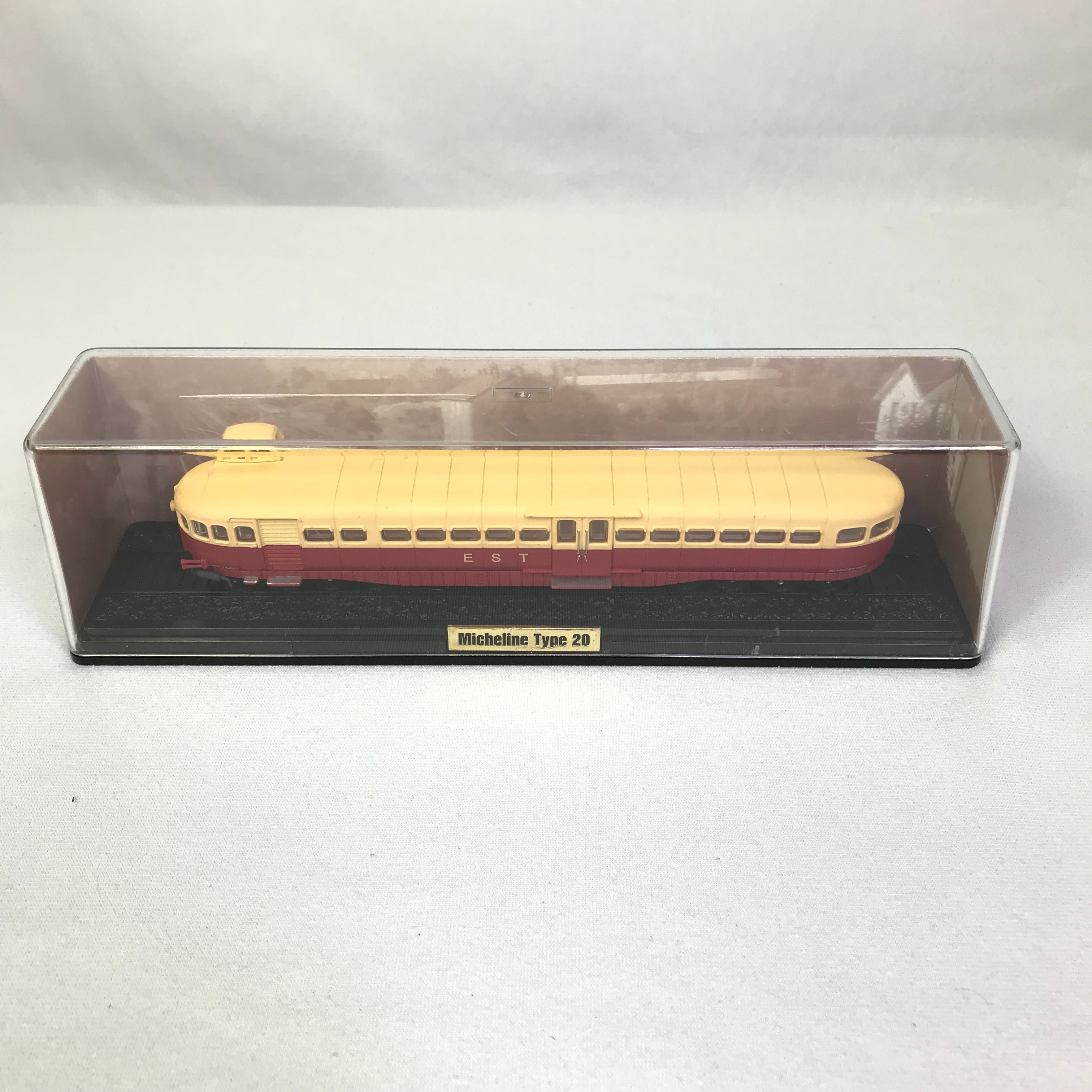 Locomotive à Vapeur échelle HO Par Atlas - Édition Sur Socle - Modèle Statique Neuf