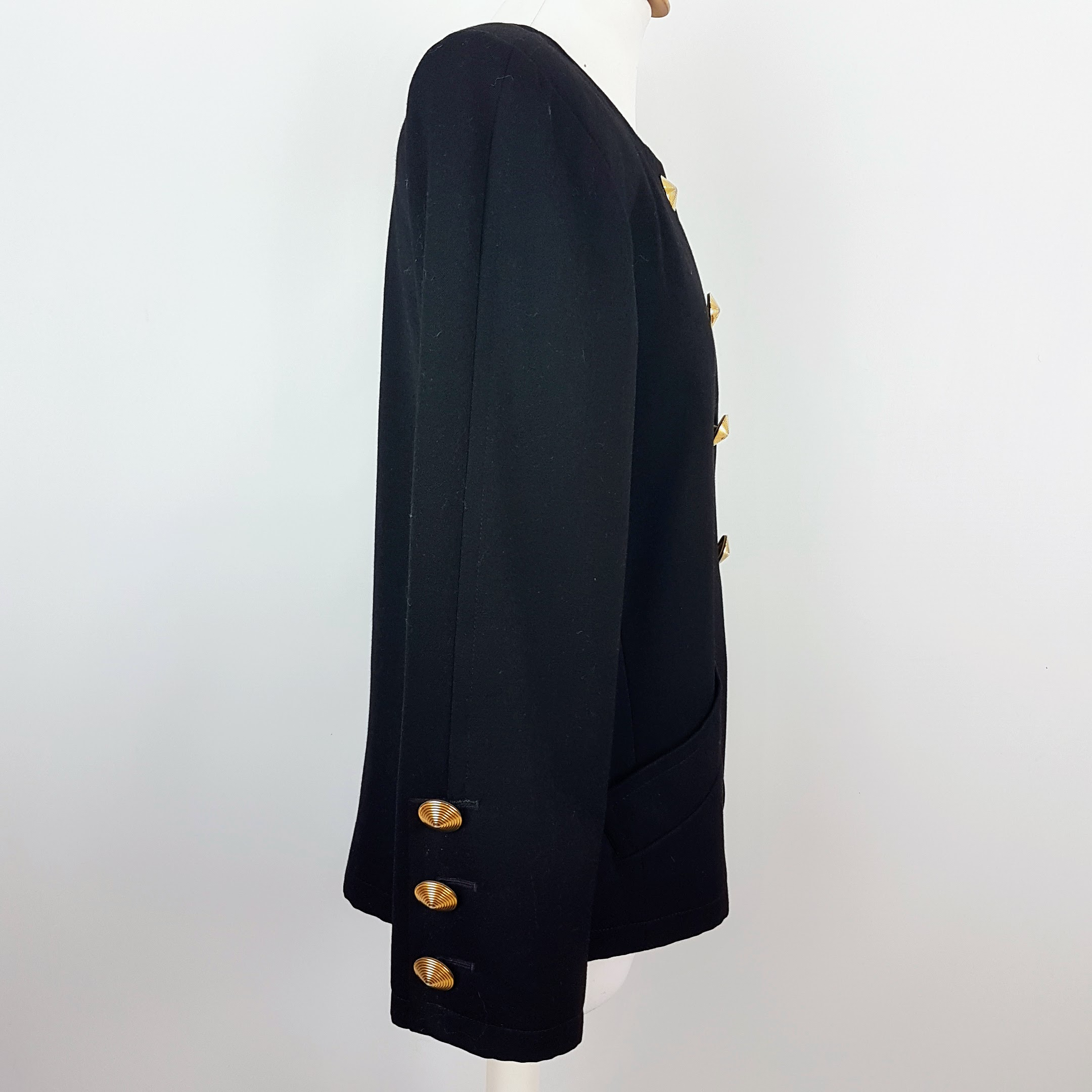 Voir photo 4 de Veste en Laine - Yves Saint Laurent - 42 Veste en Laine - Yves Saint Laurent - 42 Très bon état - Vue 4 -