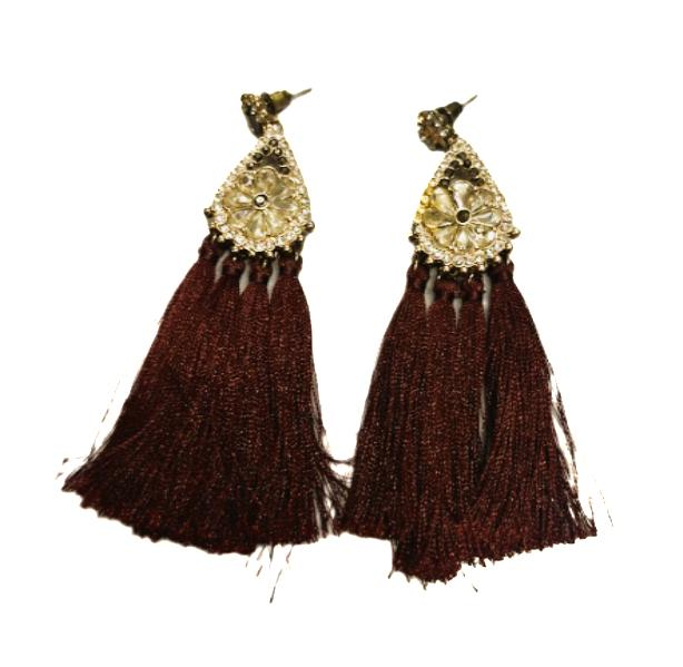 Voir photo 3 de Lot de six paires de boucles d'oreilles fantaisie Lot de six paires de boucles d'oreilles fantaisie Bon état - Vue 3 -