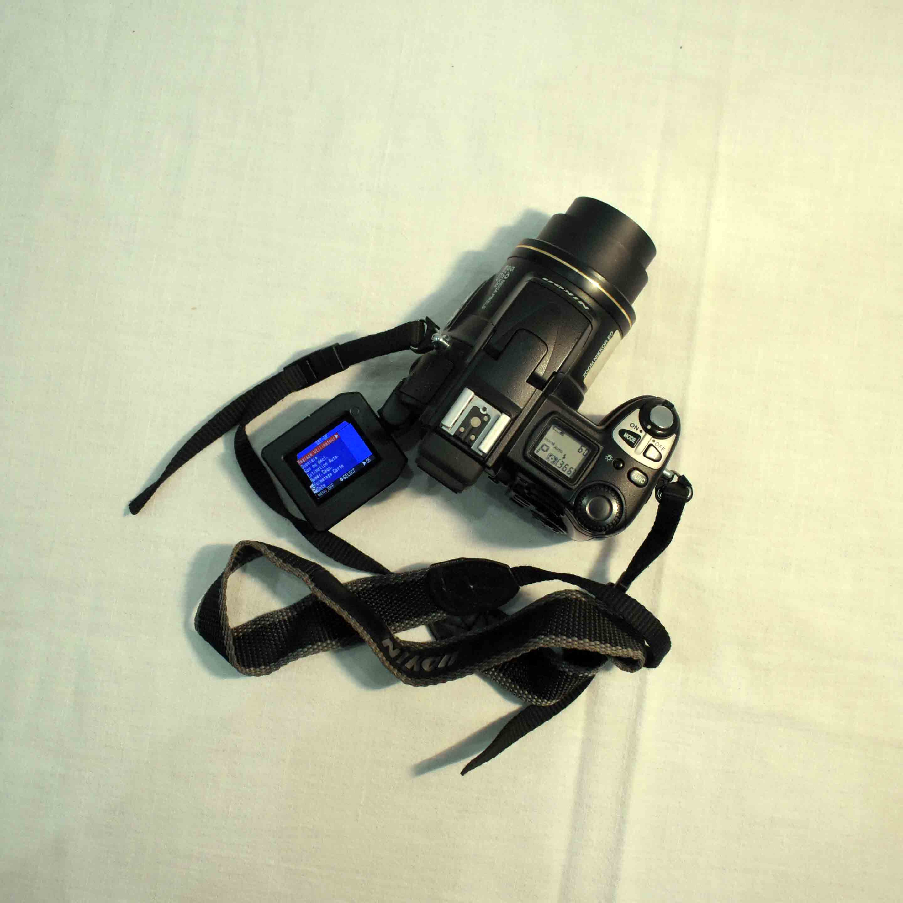 Nikon™ Coolpix 5700 - Appareil Photo Bridge Numérique - Photo 6