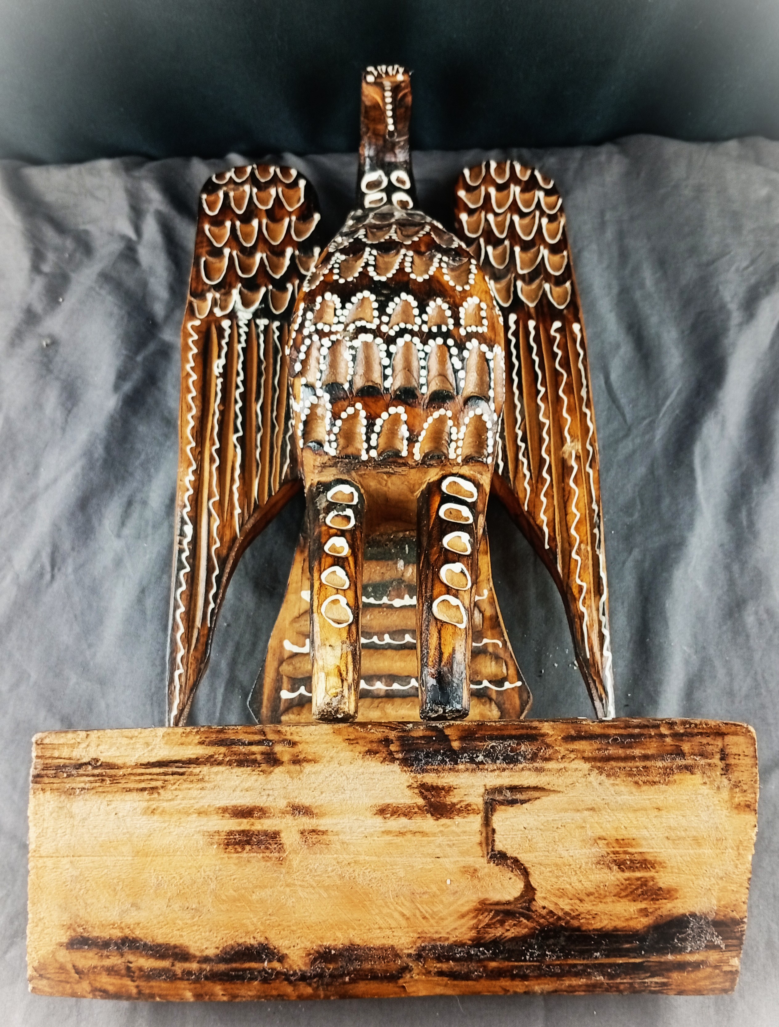 Aigle sculpté en bois- Artisanat Roumain authentique - Photo 3