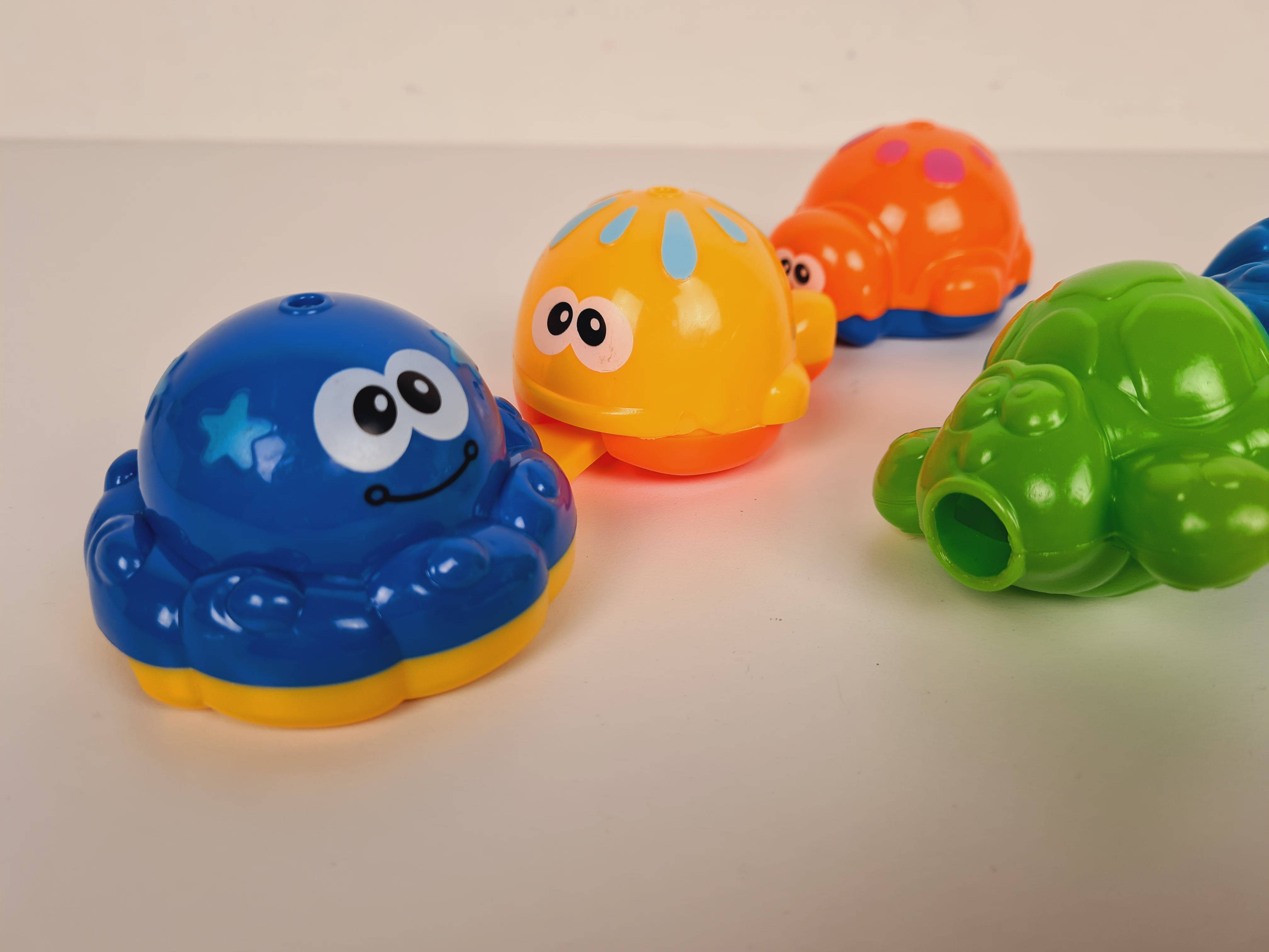 Jeux de bain - 7 animaux de bain en plastique  - Photo 3