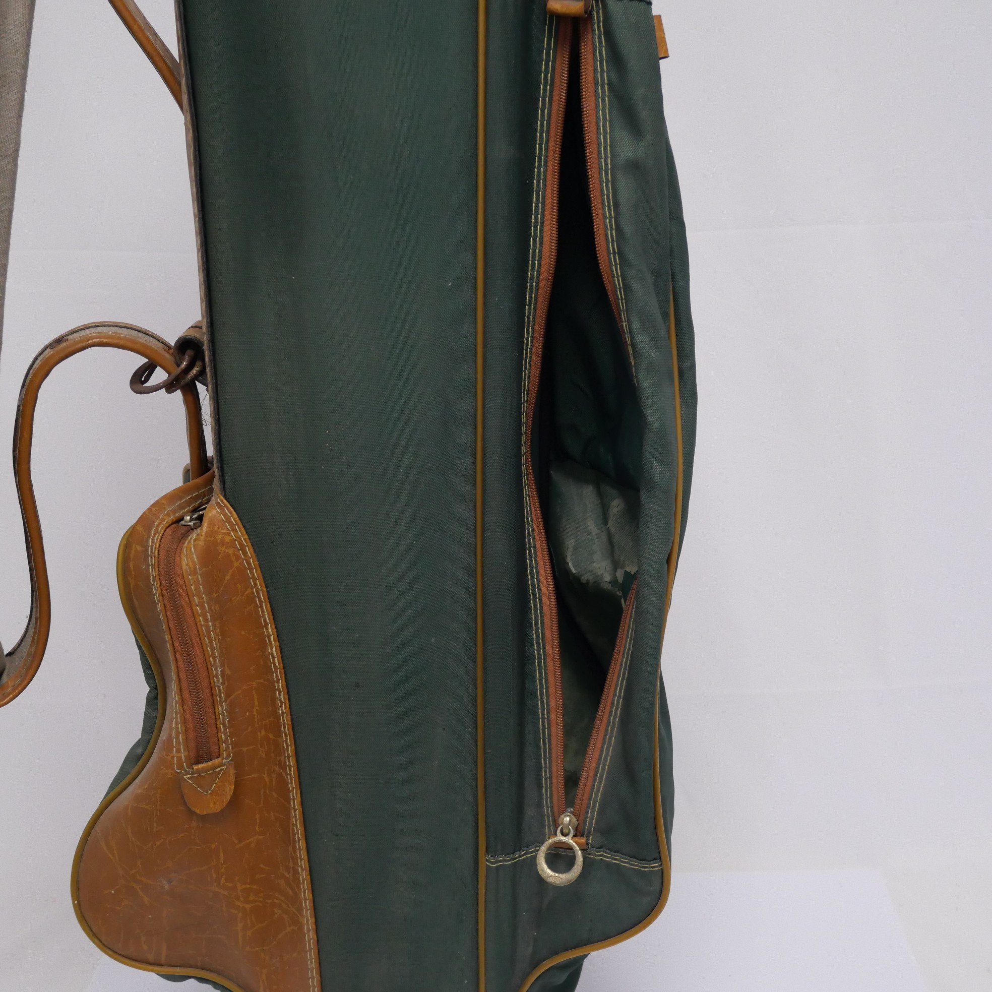 Voir photo 5 de Sac de Golf Vintage – Look Rétro Chic (Années 70/80) Sac de Golf Vintage – Look Rétro Chic (Années 70/80) Bon état - Vue 5 -