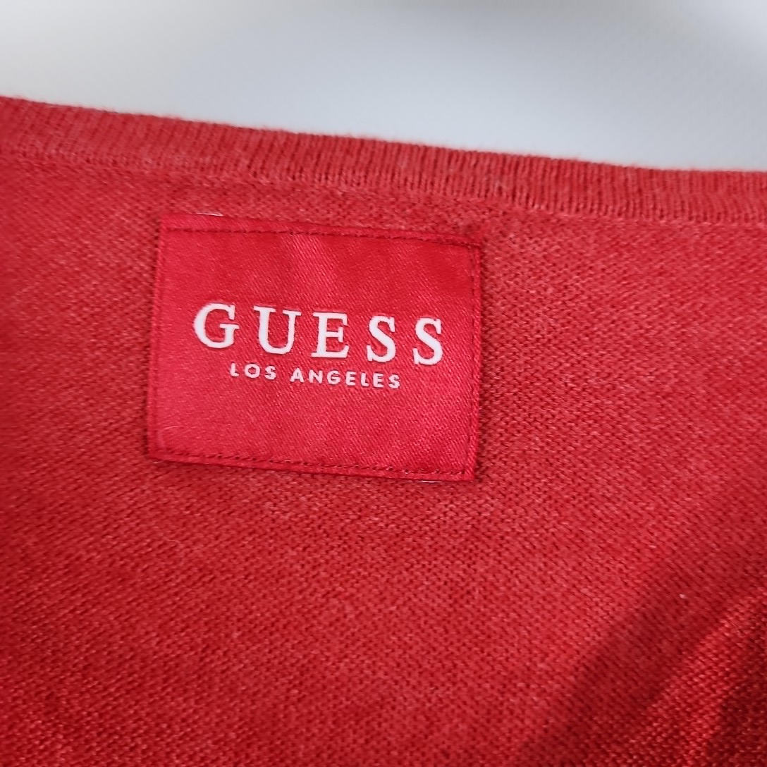 Voir photo 4 de Guess - Pull rouge 100% coton - Taille M Guess - Pull rouge 100% coton - Taille M Très bon état - Vue 4 -
