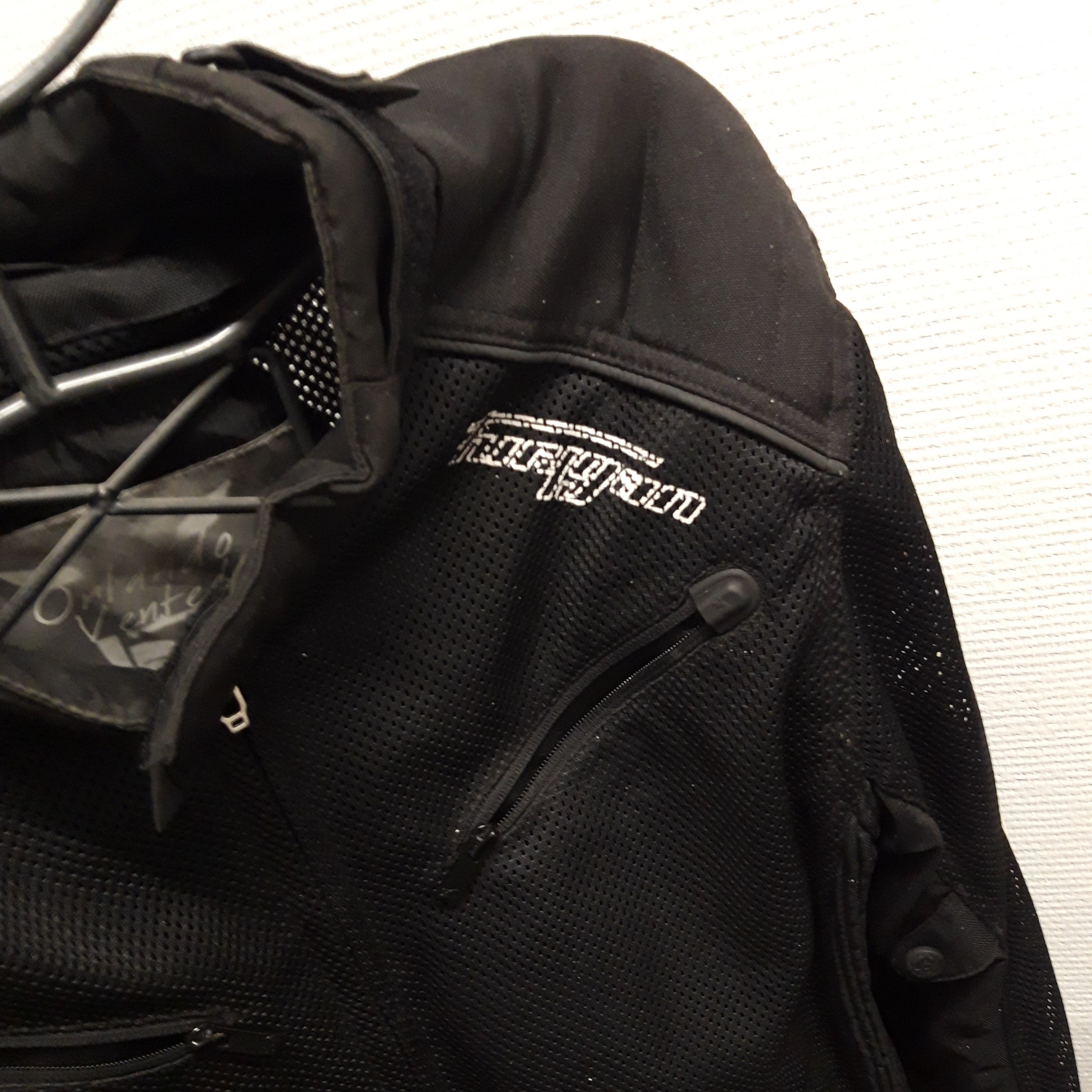 Blouson de motard noir ' Furygan' taille XL Bon état - Vue 3 - 
