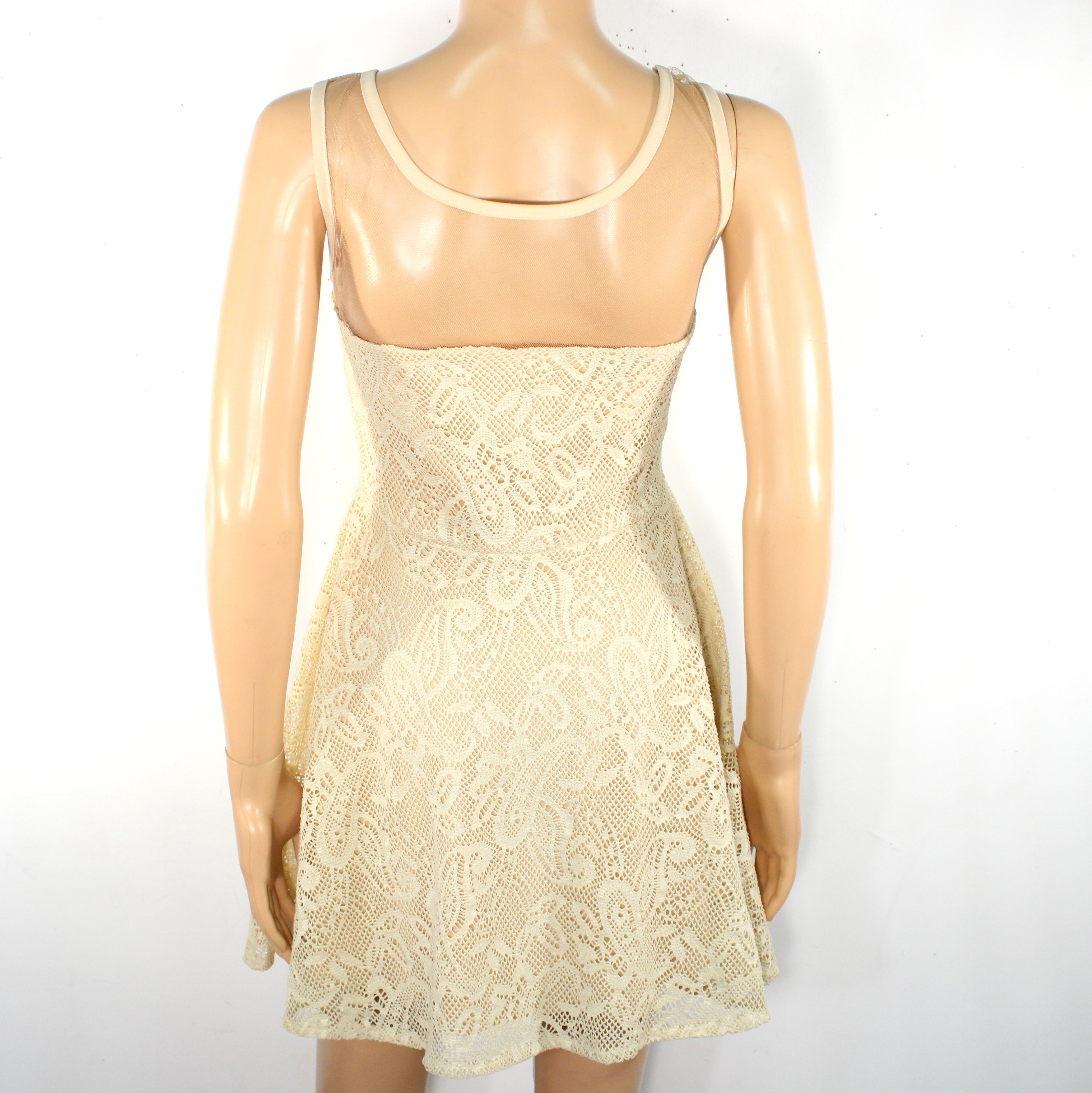 Robe Nude Beige Clair Dentelle Taille Estimée S - Photo 1