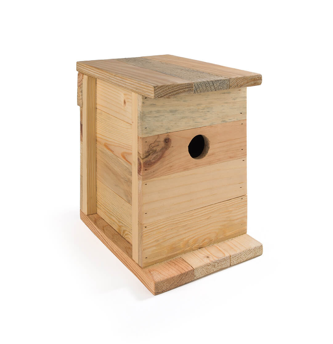 Nichoir en bois recyclé Comme neuf -  reconditionné disponible sur Label Emmaüs