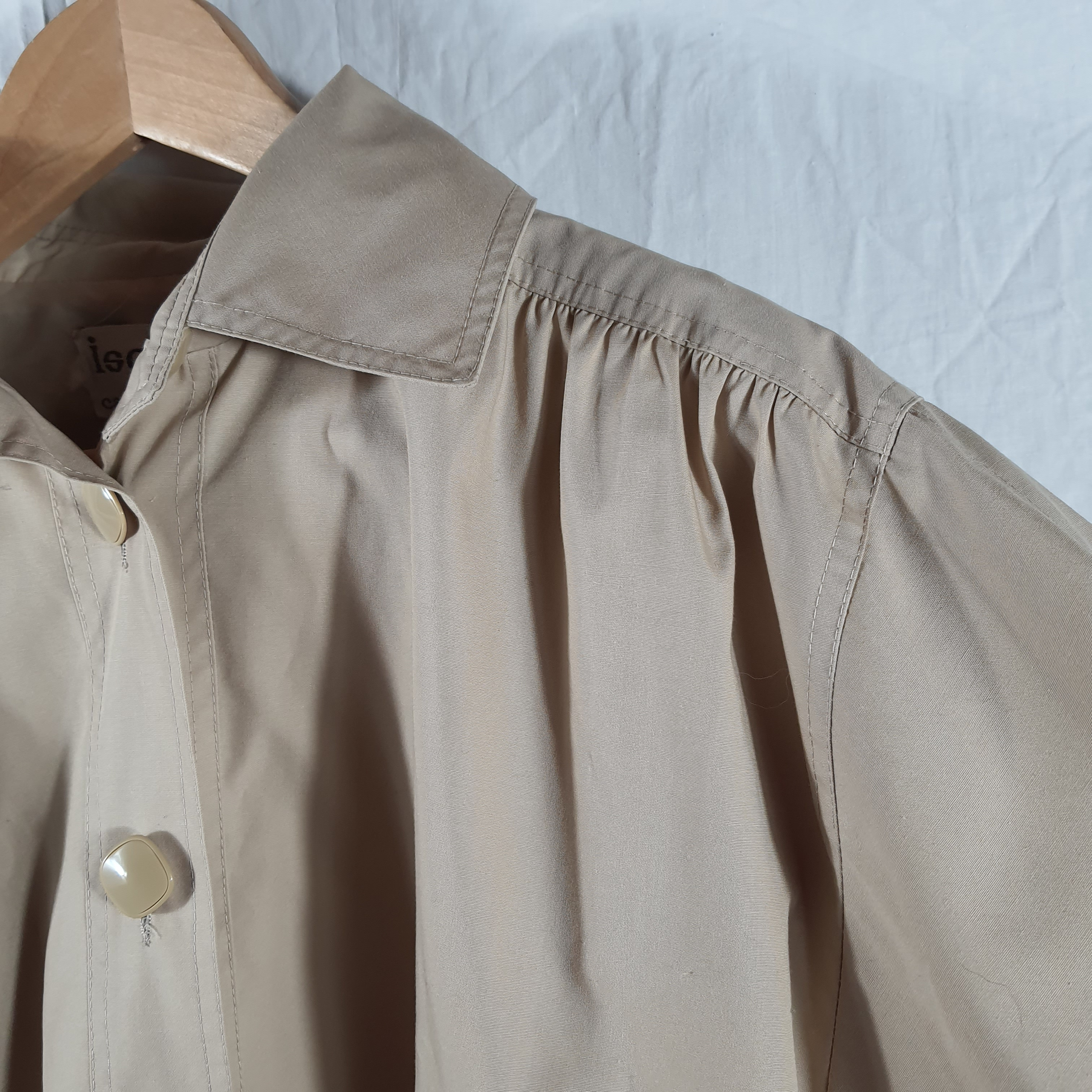Blouson femme beige vintage - Isabelle boutique Castres - T40 (estimé) Bon état - Vue 4 - 