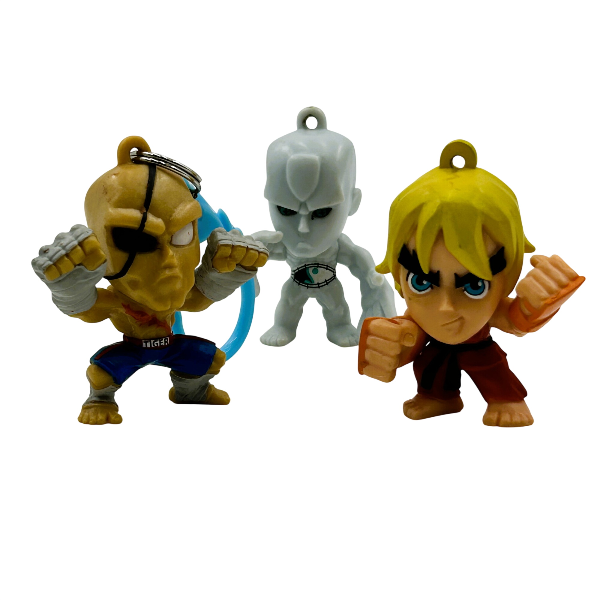 Acheter 3 figurines Street Fighter Bon état - 15,00 € 3 figurines Street Fighter Bon état - reconditionné disponible sur Label Emmaüs