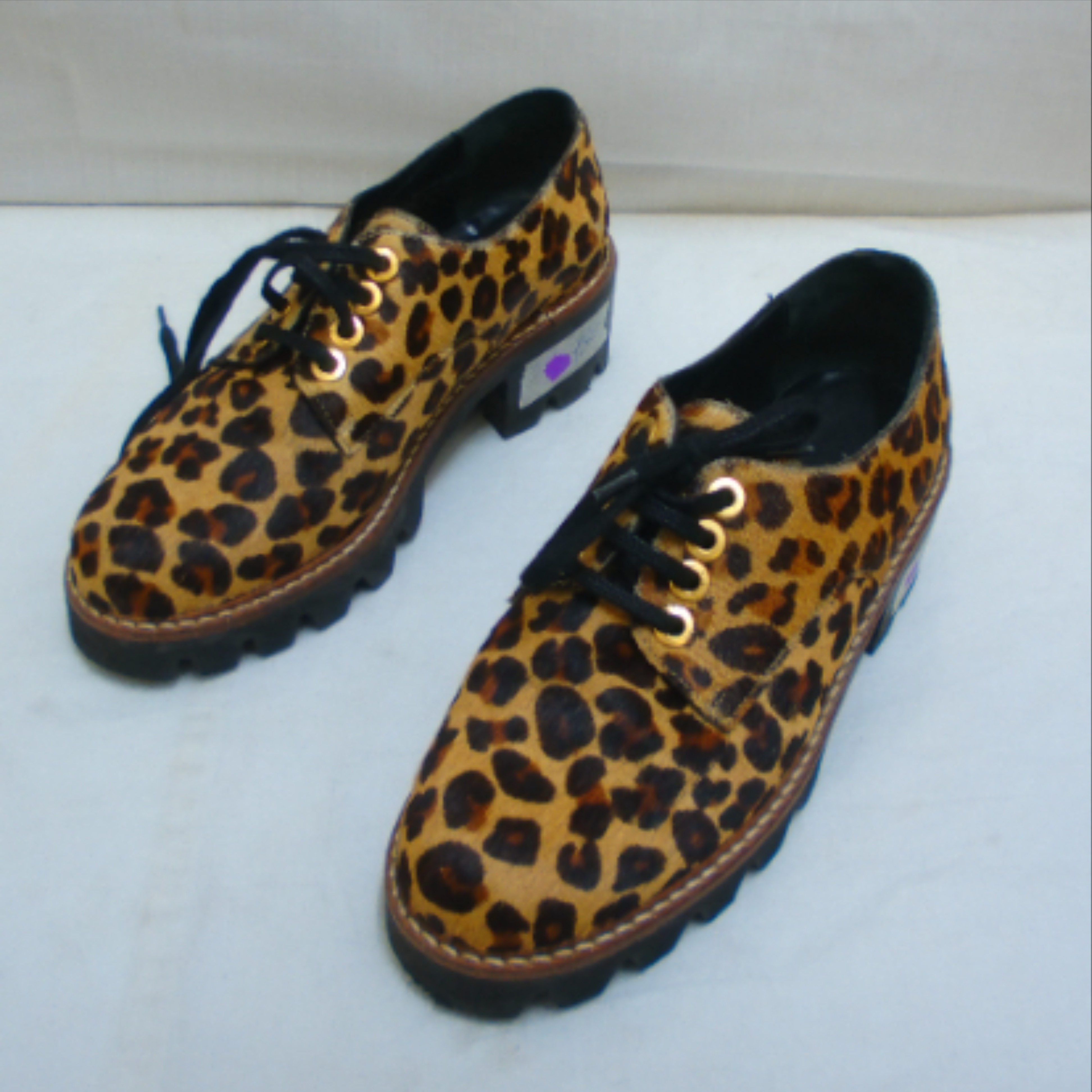 Voir photo 6 de Chaussure MINELLI, motifs léopard, pointure 36 Chaussure MINELLI, motifs léopard, pointure 36 - Vue 6 -