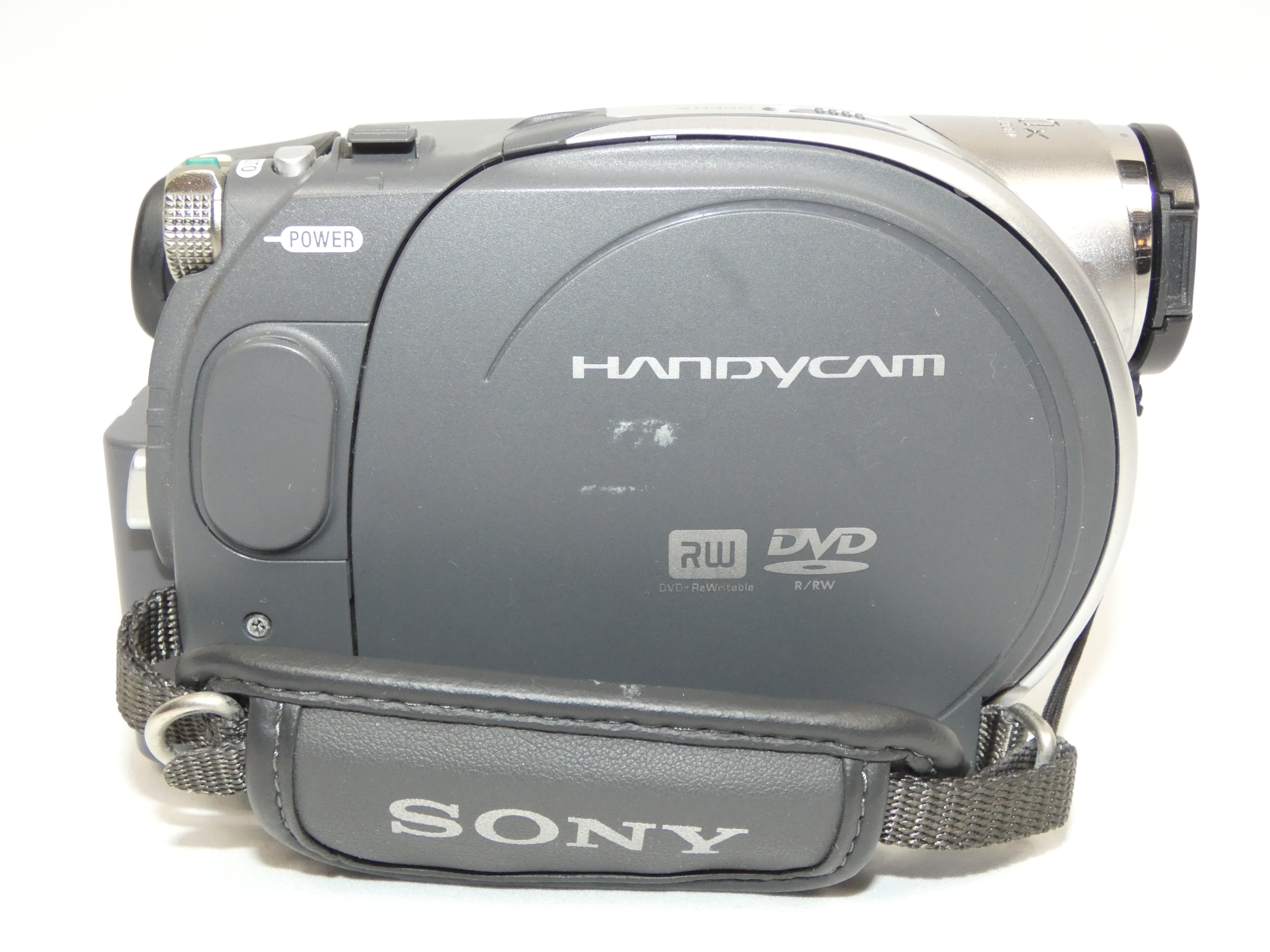 Camescope SONY DCR-DVD105 E (pour pièces) Bon état - Vue 6 - 