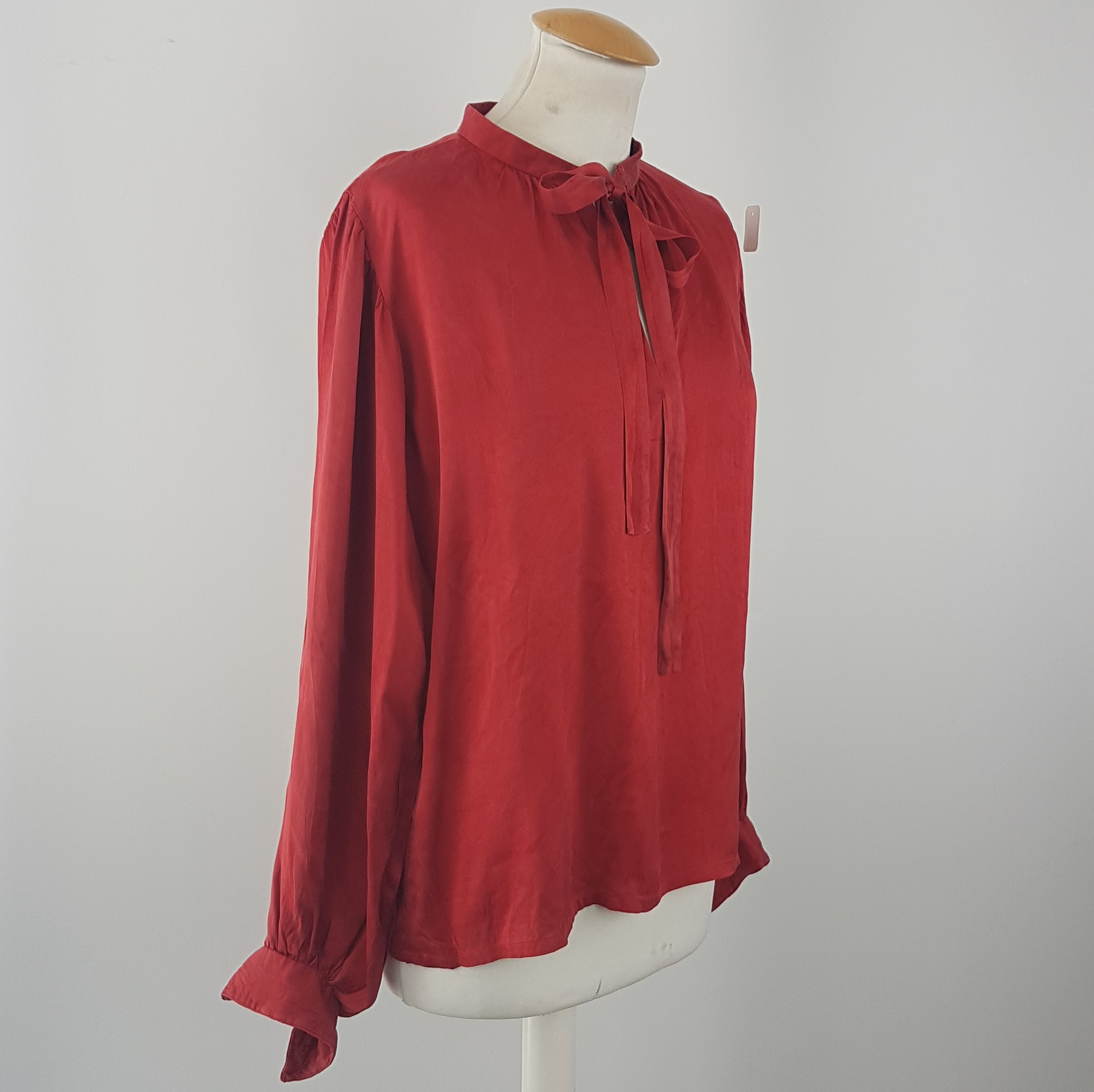 Chemisier en soie - Saint laurent - 38 (estimation) - Photo 2