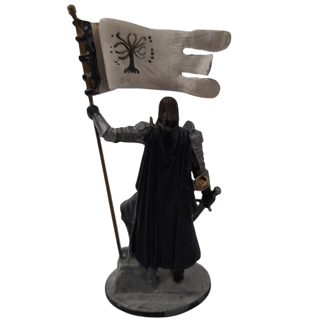 Figurine Boromir (Le Seigneur des Anneaux) avec Bannière de Gondor - 9 cm Très bon état - Vue 3 - 