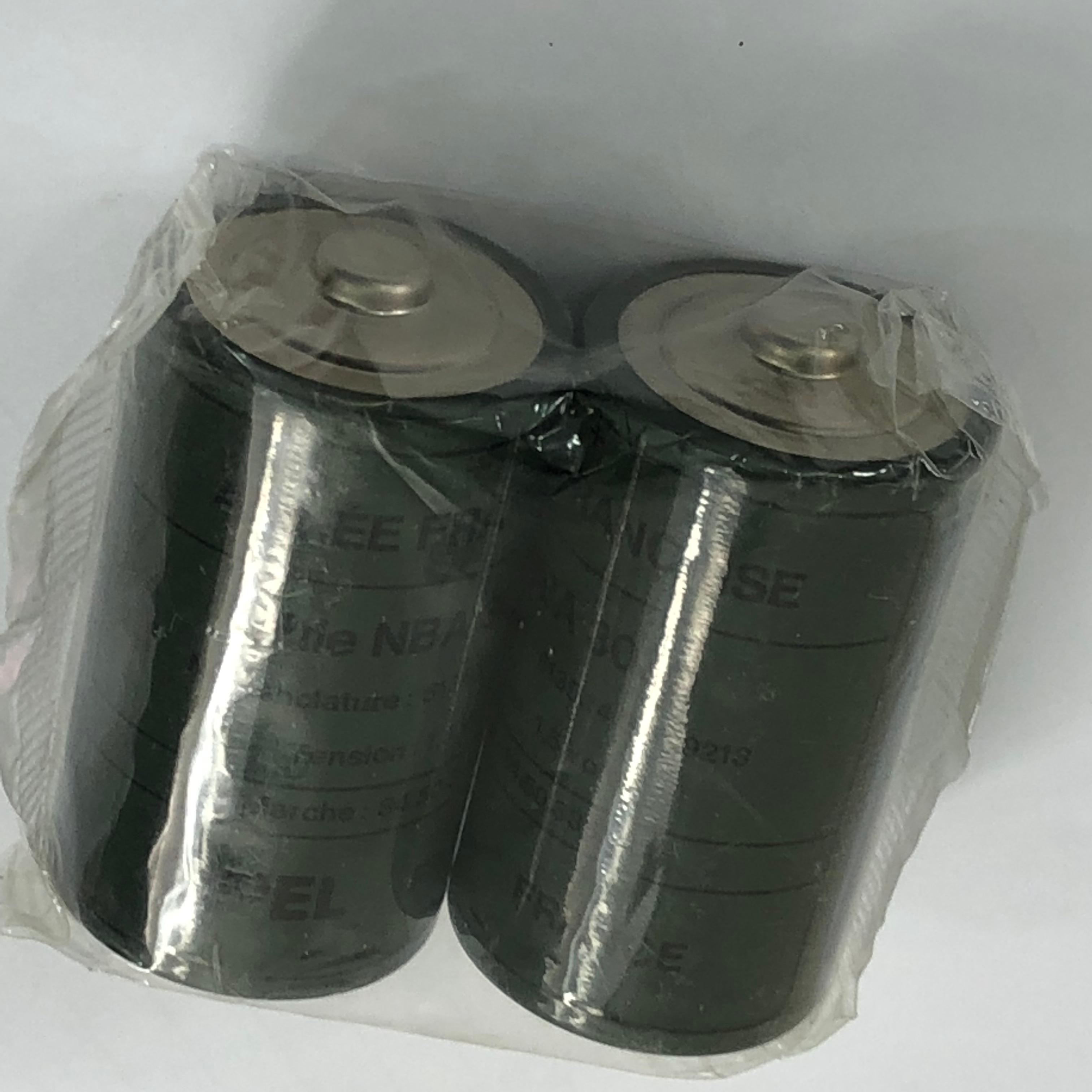 Voir photo 2 de 2 piles NBA 3030 de l'armée française 1,5 volts, marque CIPEL 2 piles NBA 3030 de l'armée française 1,5 volts, marque CIPEL Comme neuf - Vue 2 -