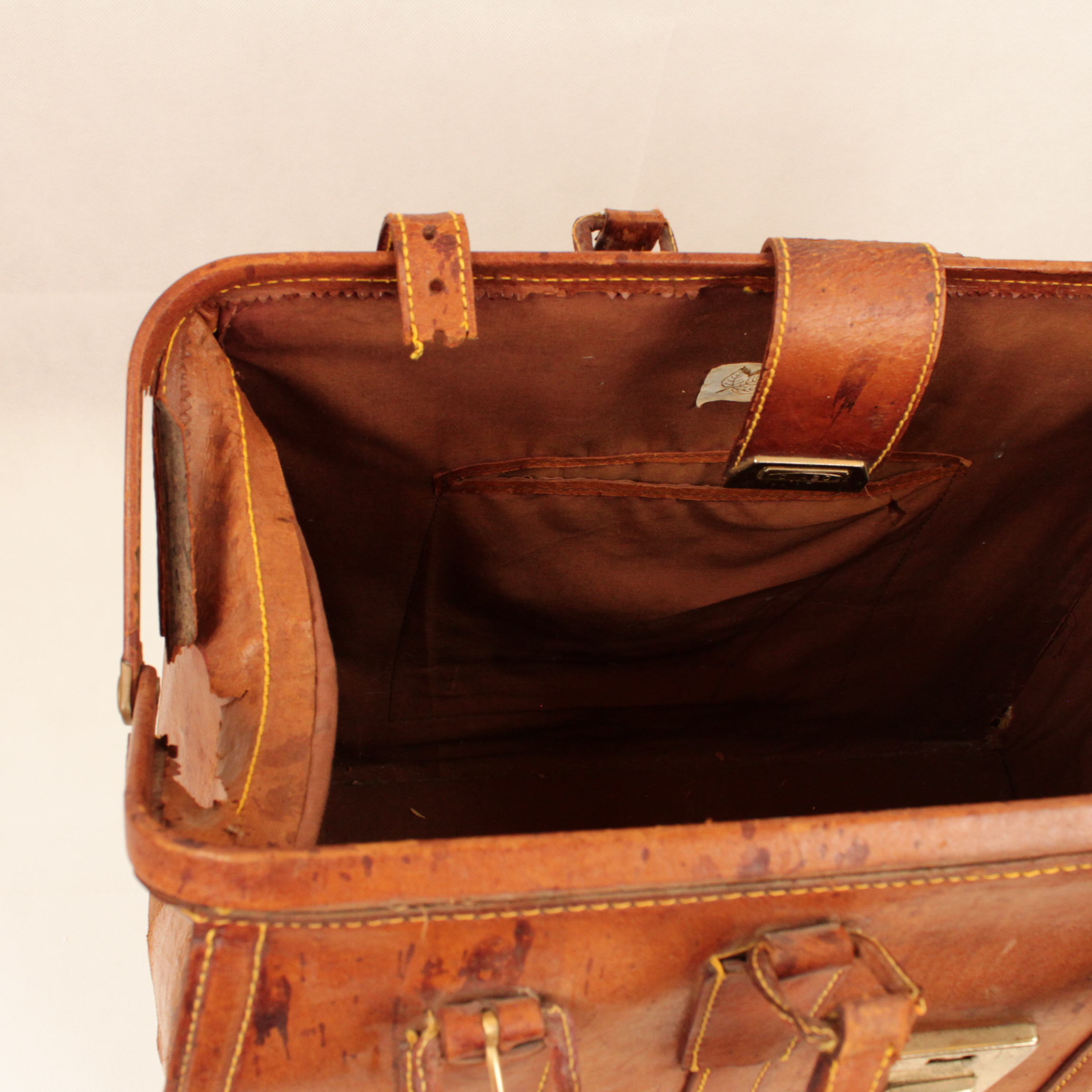 Sac en cuir- golden leaf  État correct - Vue 3 - 