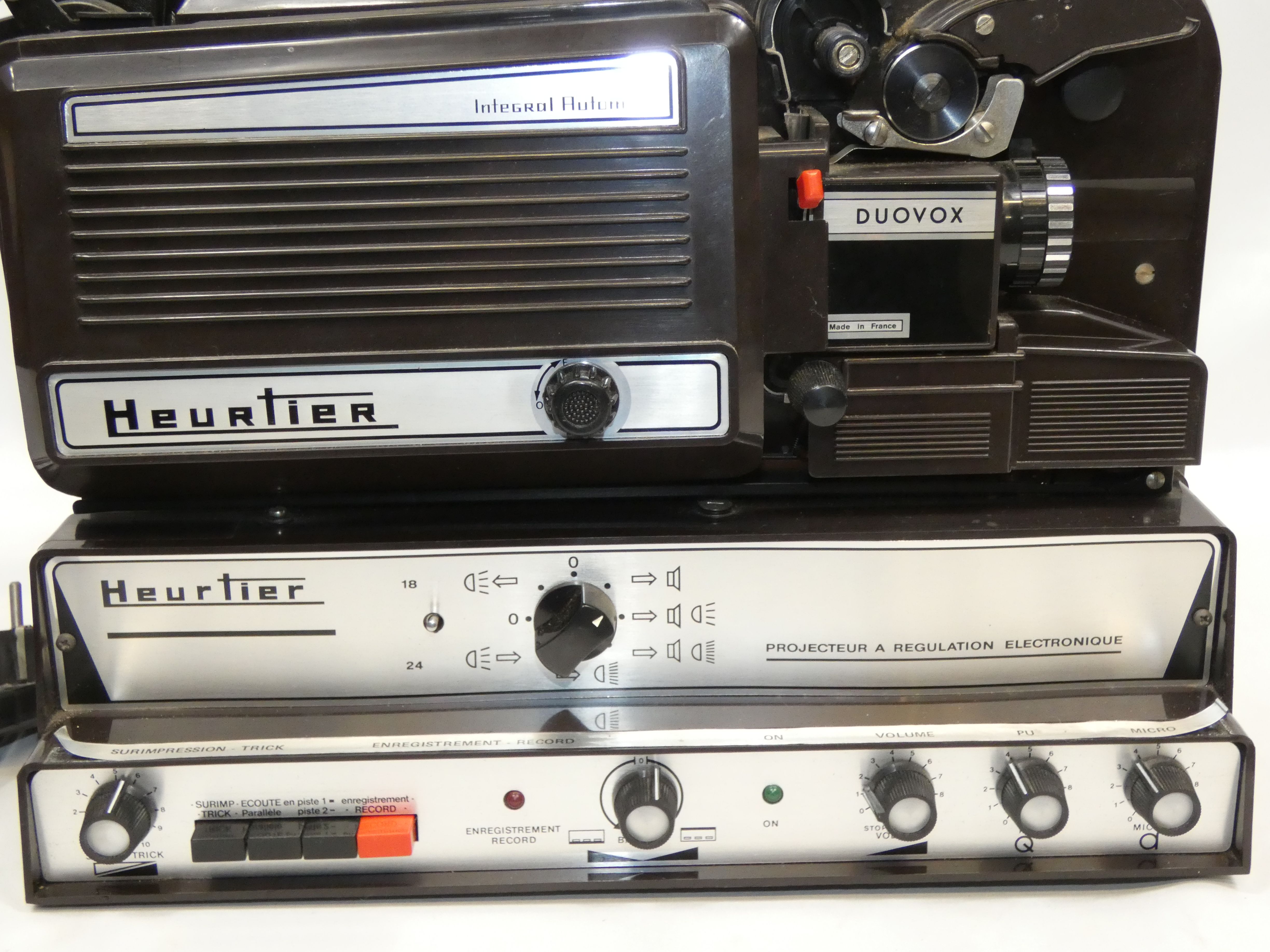 Projecteur vidéo pour film super 8 HEURTIER Duovox France Bon état - Vue 5 - 