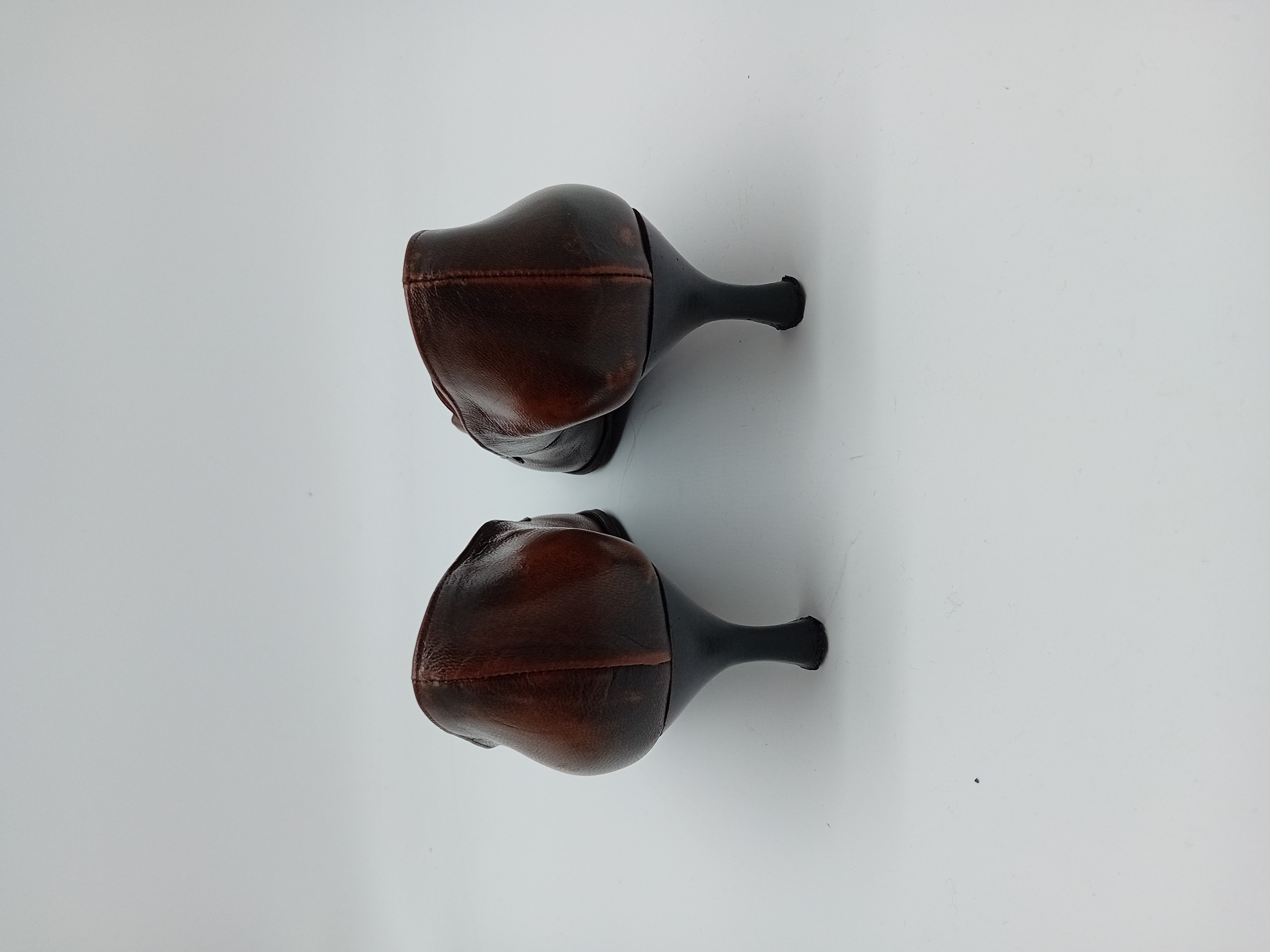 Voir photo 5 de Escarpins Cuir Marron Pointus Opening Taille 40 (T4965) Escarpins Cuir Marron Pointus Opening Taille 40 (T4965) Très bon état - Vue 5 -
