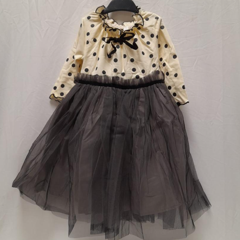 Acheter Robe fille manche longue - 5ans - 10,40 € Robe fille manche longue - 5ans - reconditionné disponible sur Label Emmaüs
