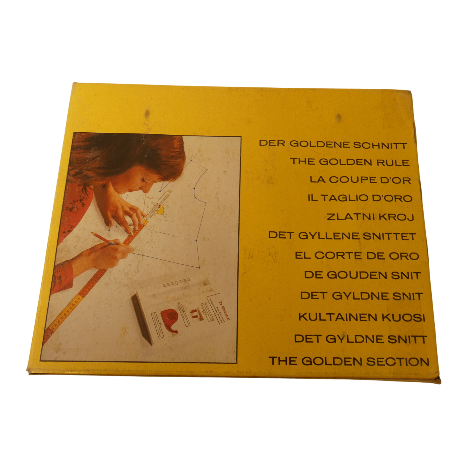 Kit de couture "La Coupe d'or - Lutterloh" - Bon état sur Label Emmaüs