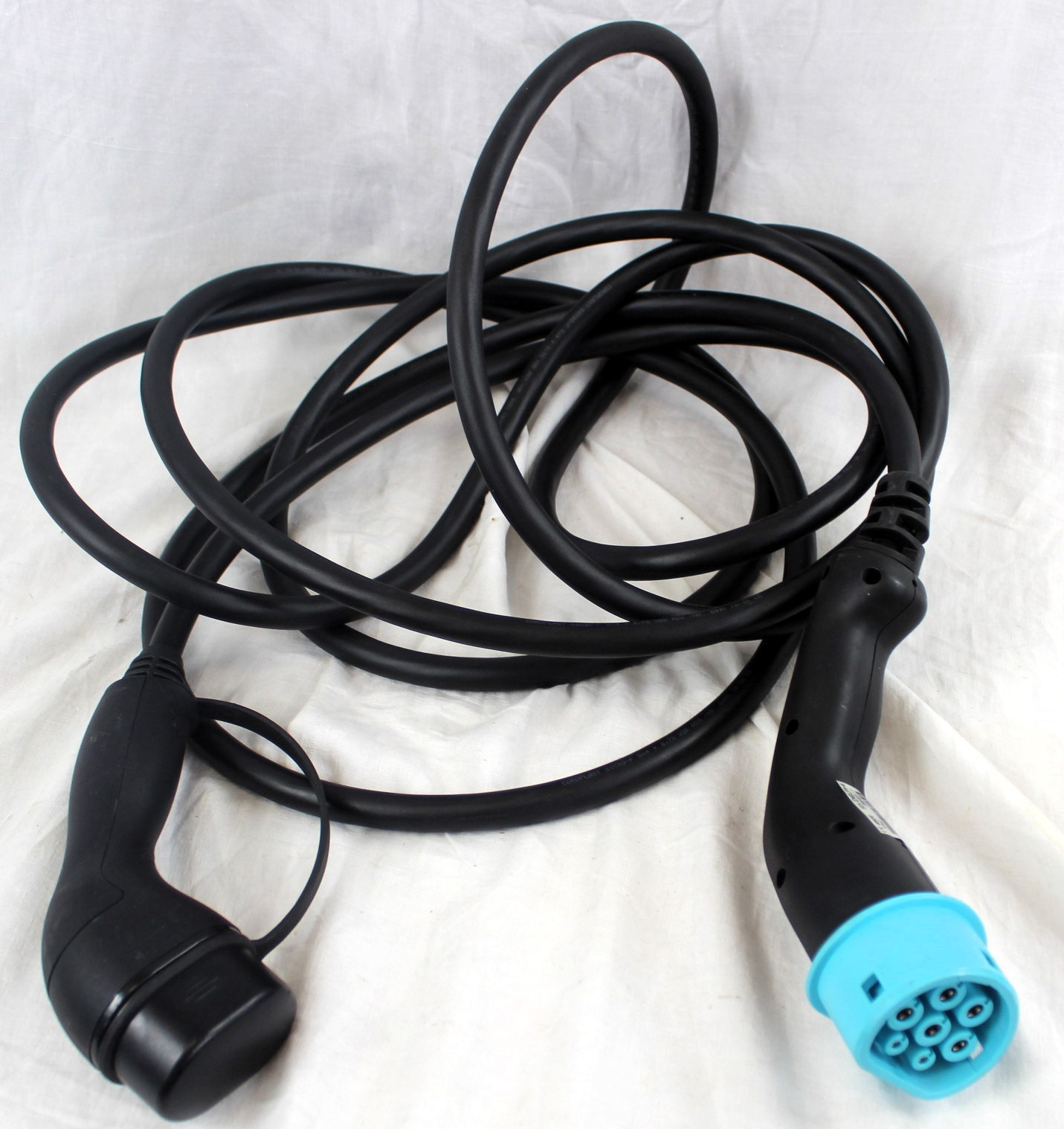 Cable De Recharge Delphi 480V /32A ( pour Renault Zoé ). - Bon état sur Label Emmaüs