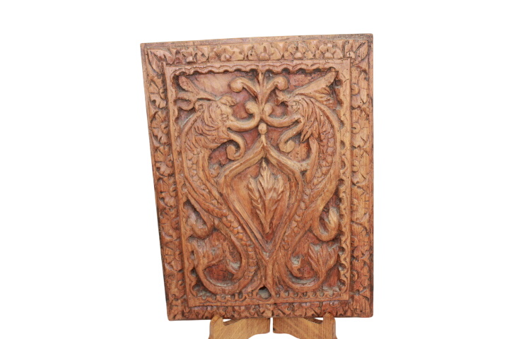 Ancienne planche de bois sculpté décorative - Photo 0