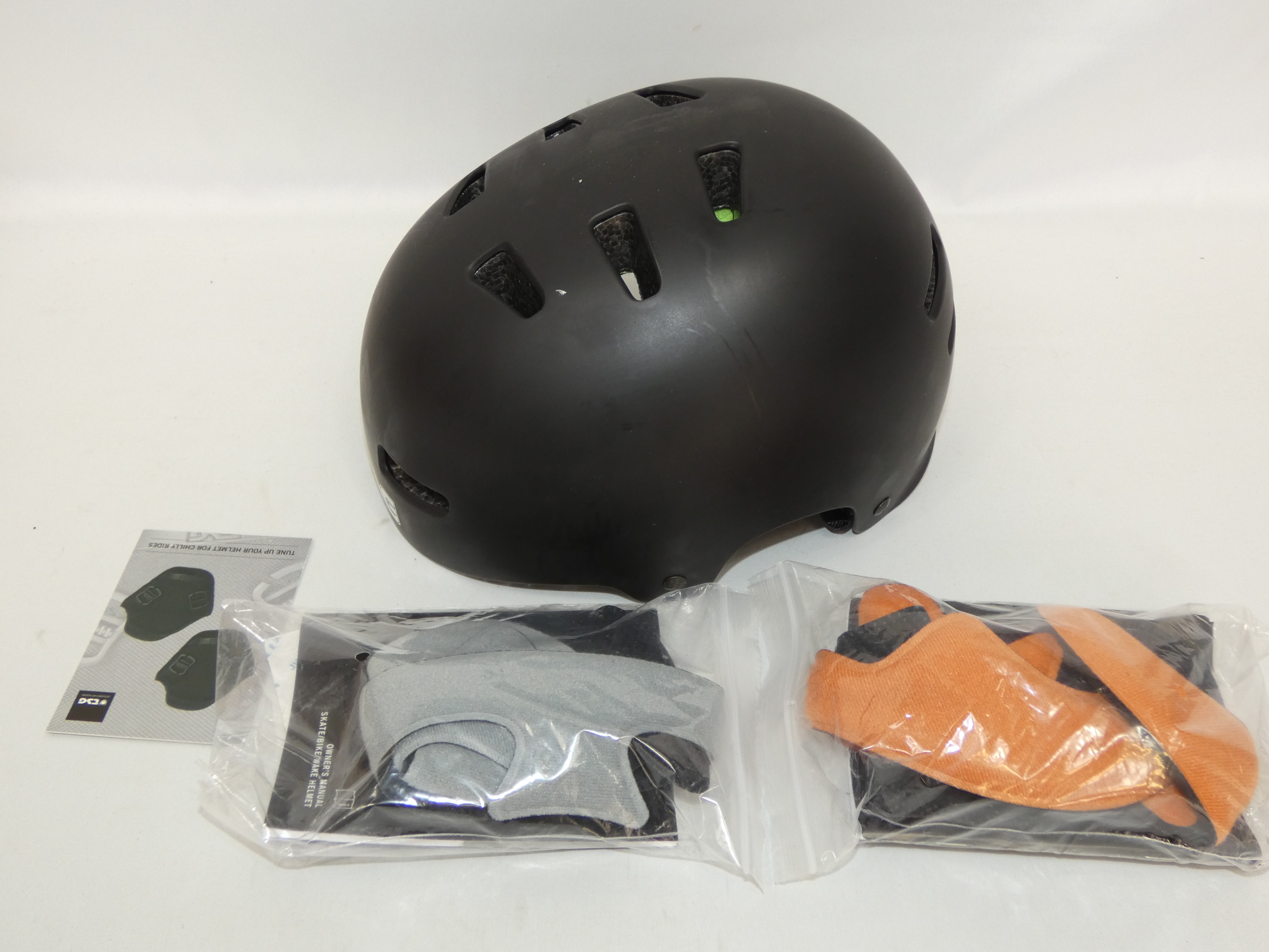 Casque de protection TSG Evolution solid color T. L/XL 57-59cm Très bon état - Vue 3 - 