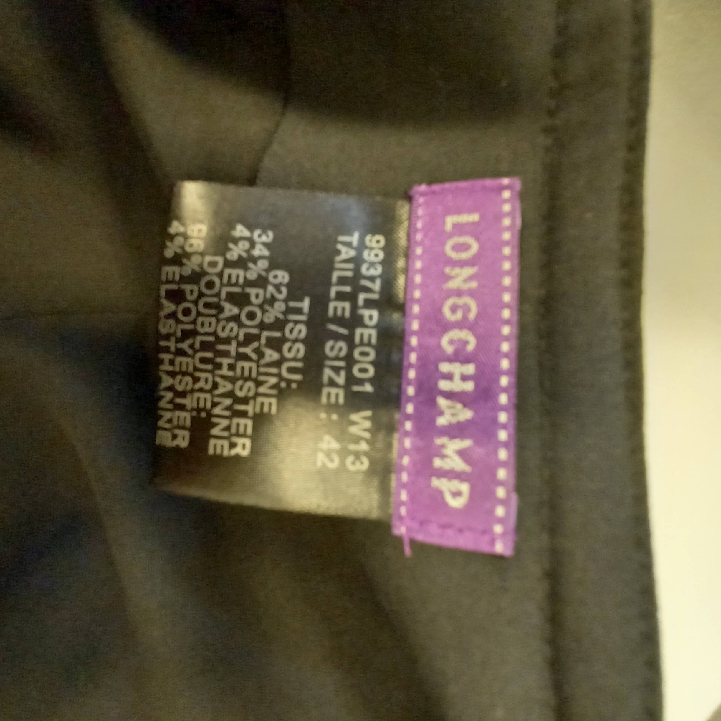 Voir photo 5 de Veste noire femme. Longchamp T.42 Veste noire femme. Longchamp T.42 - Vue 5 -