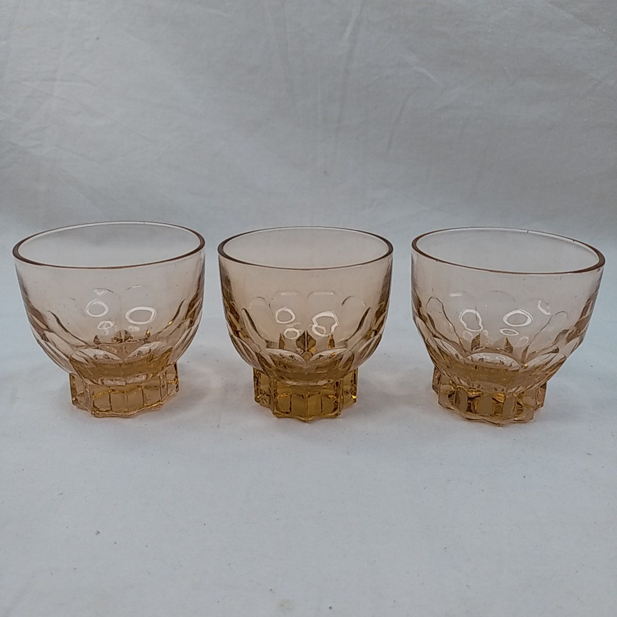 Service en verre rosaline 11 pièces Bon état - Vue 12 - 
