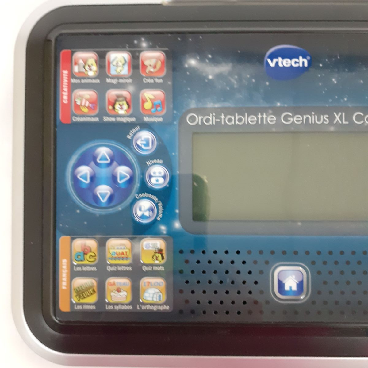 Voir photo 2 de Jeu - Ordi-tablette Genius XL Color - Vtech Jeu - Ordi-tablette Genius XL Color - Vtech Très bon état - Vue 2 -