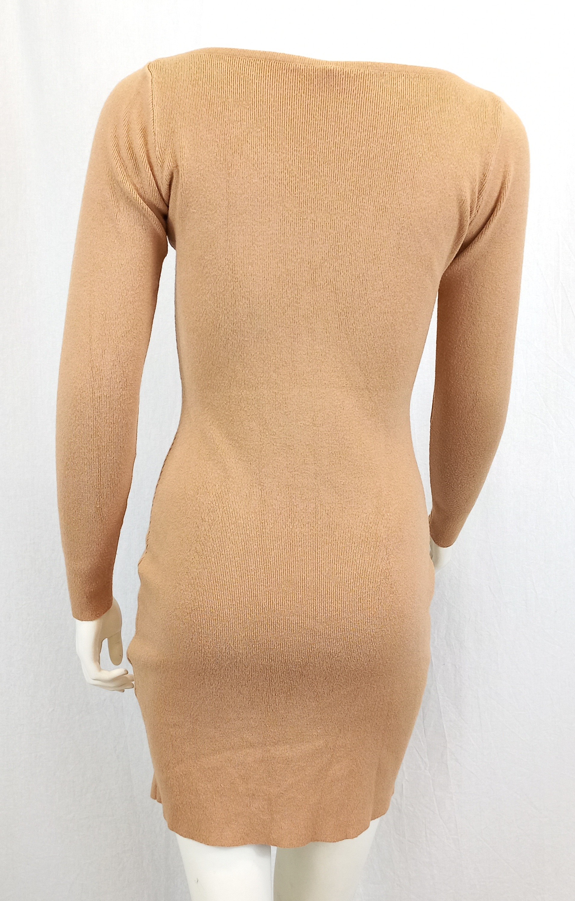 Voir photo 3 de Robe pull fine "BX" Taille Unique Robe pull fine "BX" Taille Unique Très bon état - Vue 3 -