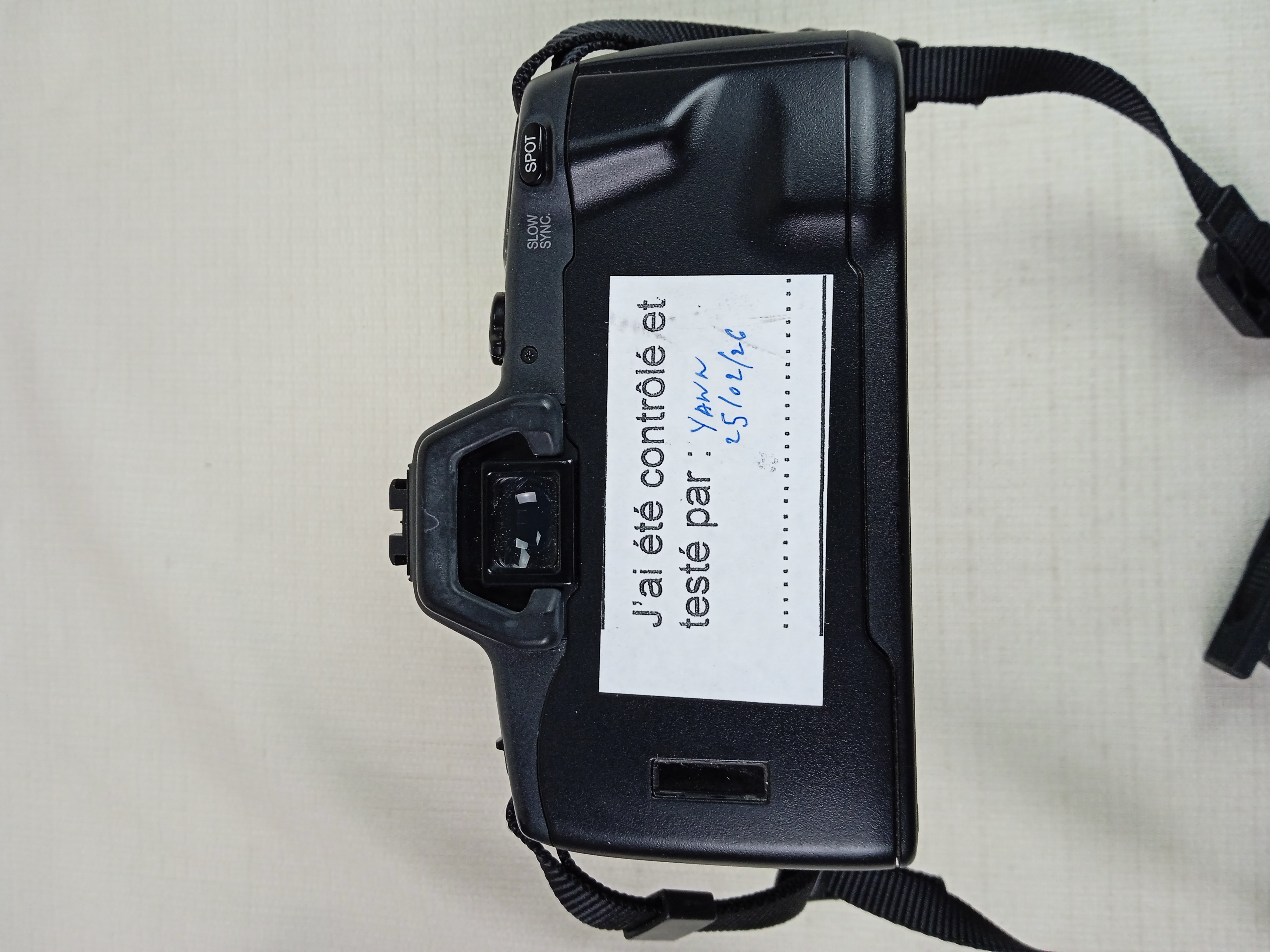 Appareil photo MINOLTA Dynax 500 SI + objectif 28-105 + Jeu d'extension de bague Kepcor + sacoche Hama  - Vue 4 - 
