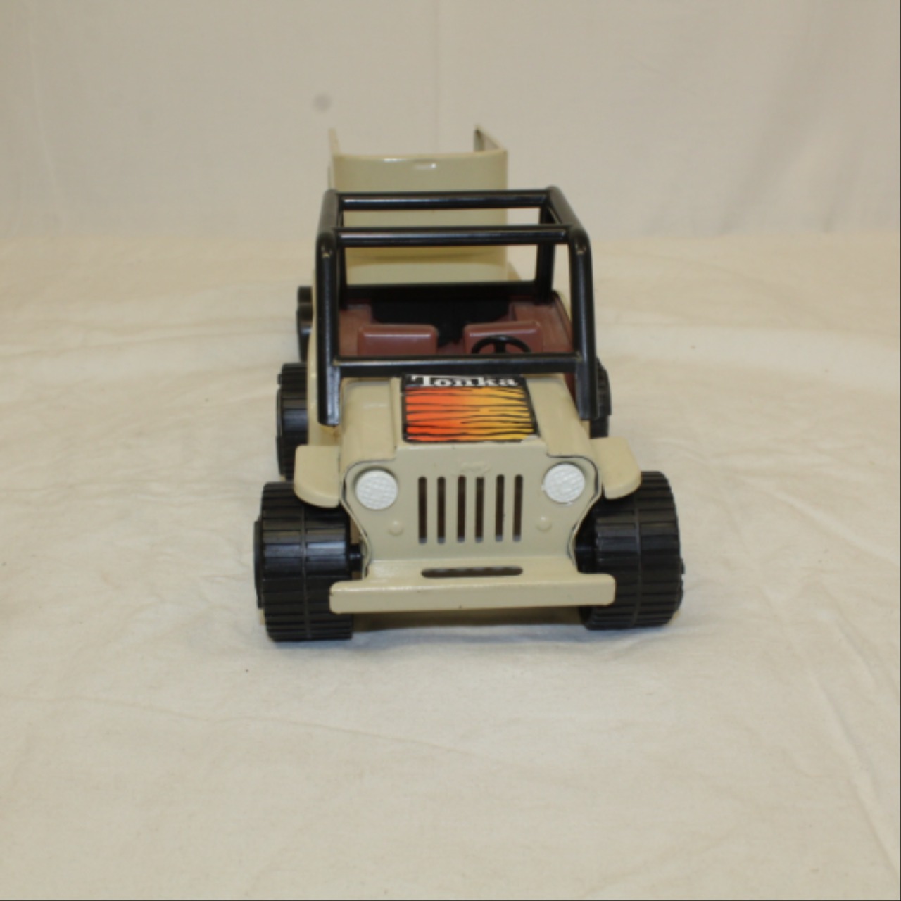 Voir photo 4 de Véhicule Safari Tonka de collection Véhicule Safari Tonka de collection Bon état - Vue 4 -