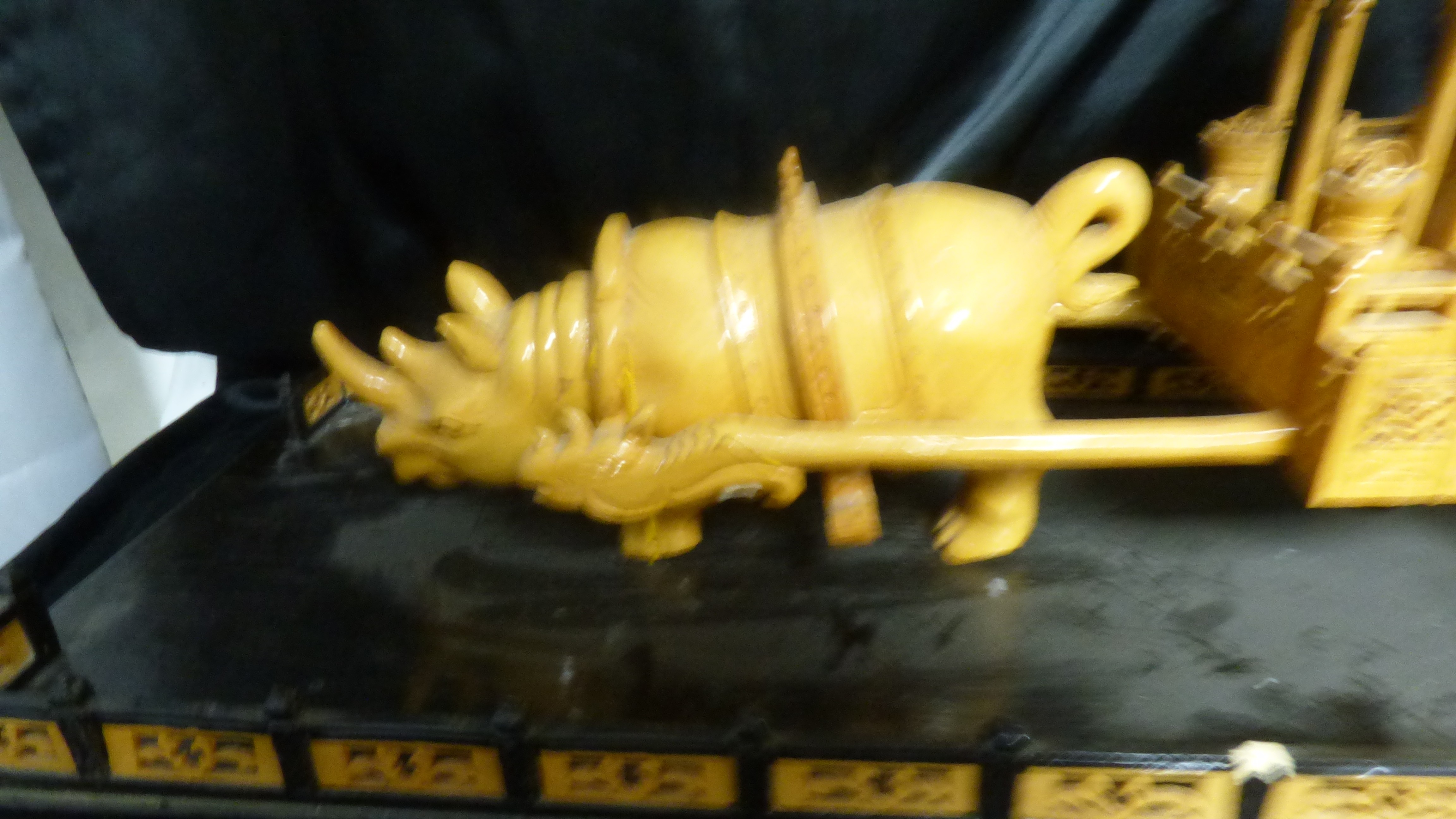 Diorama Chinois Rhinocéros tirant une calèche d'empereur - Photo 22